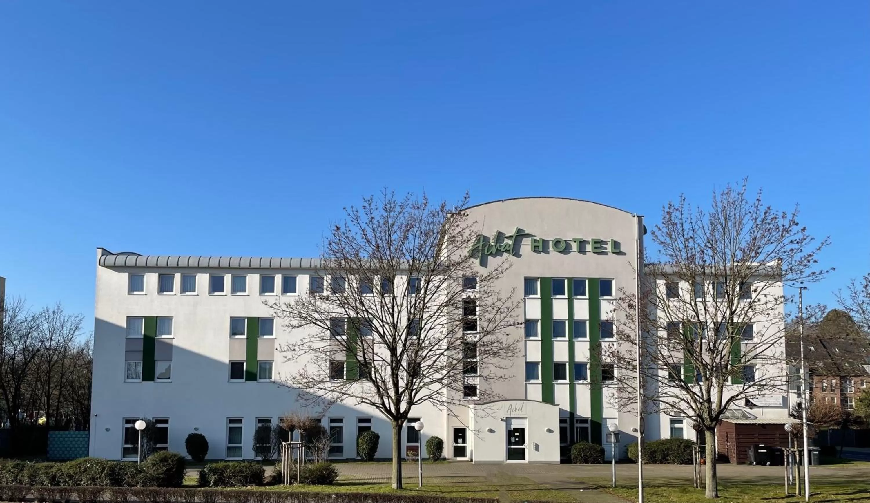 Property building in ACHAT Hotel Monheim am Rhein