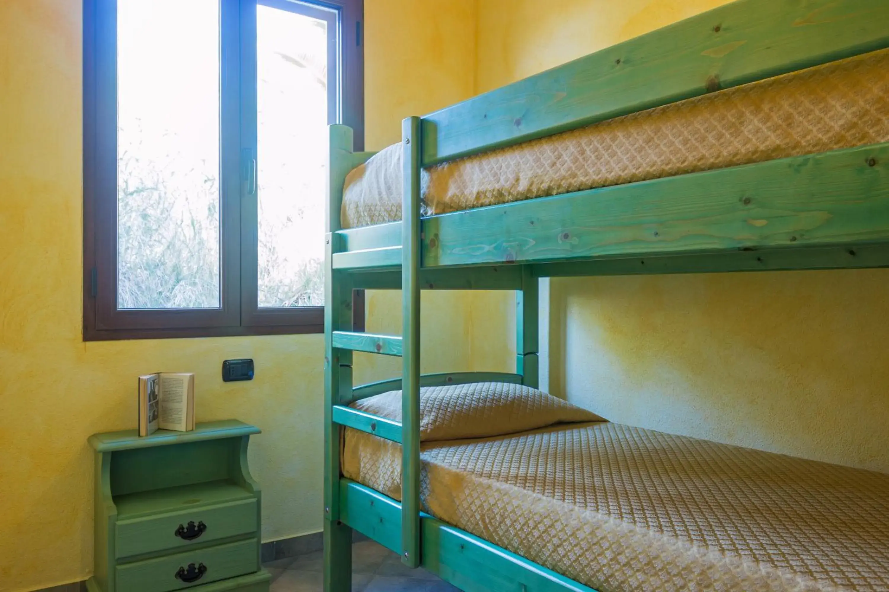 Bed, Bunk Bed in Albergo Residenziale Gli Ontani
