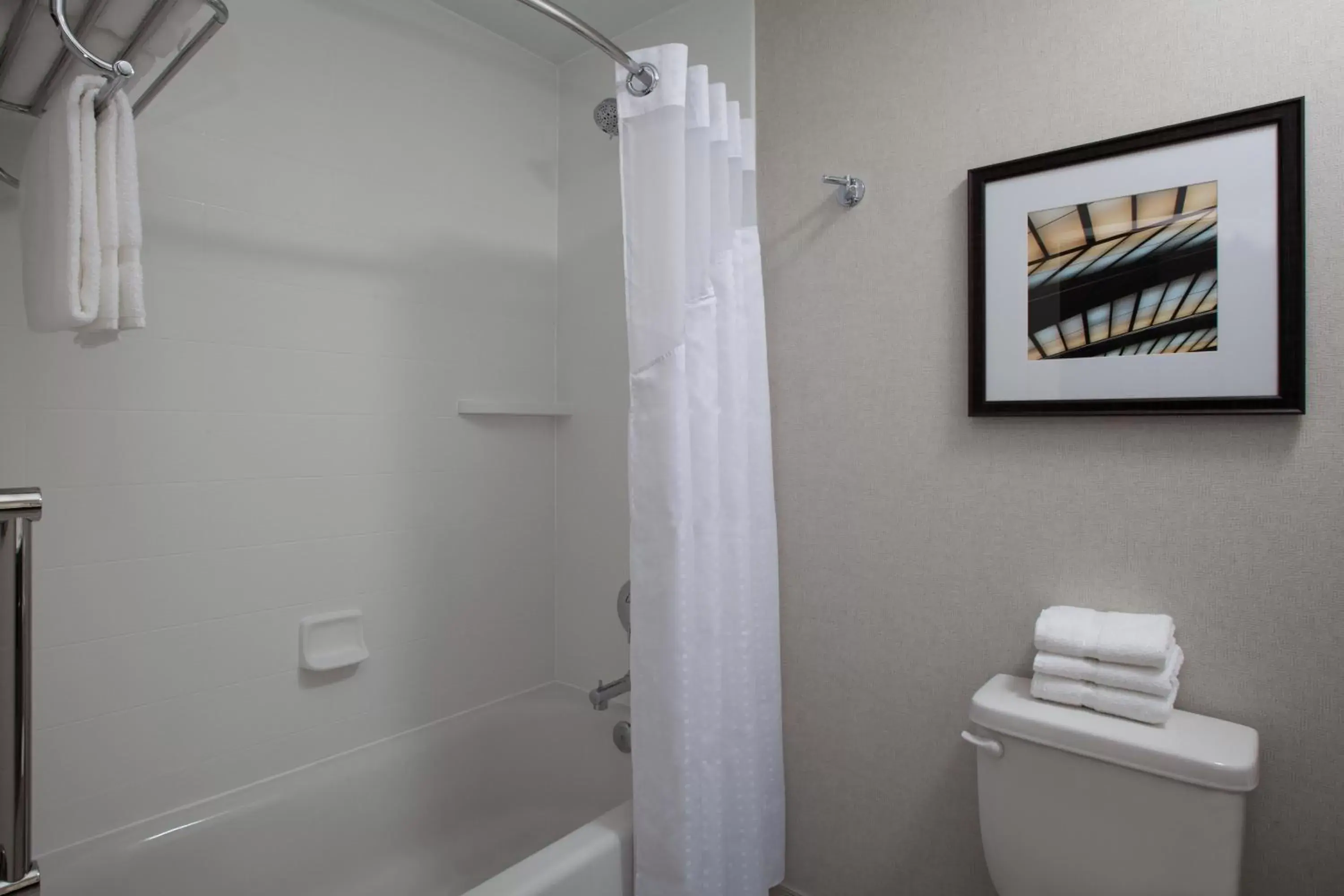 Bathroom in Holiday Inn Cleveland Clinic, an IHG Hotel