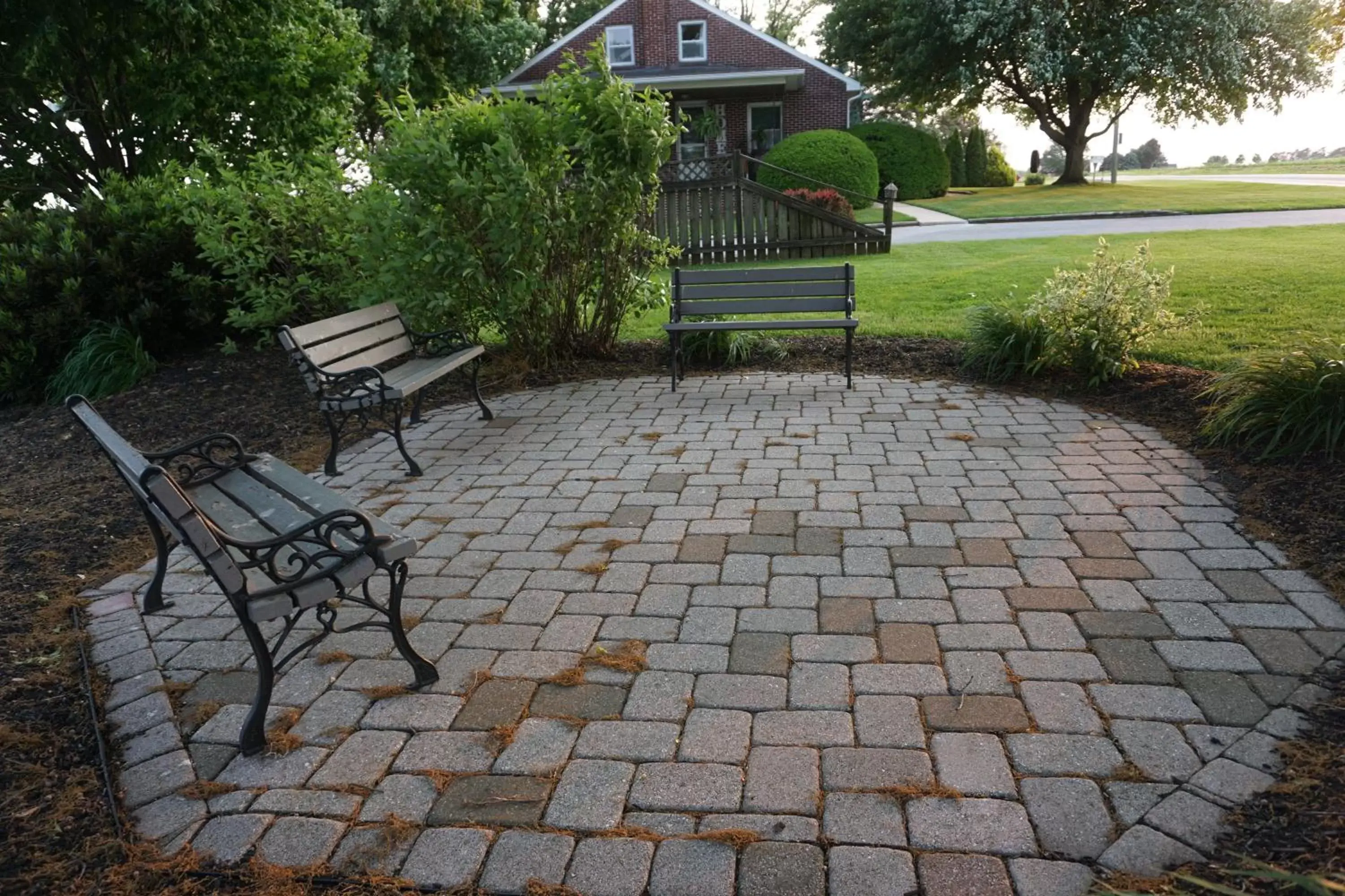 Garden in Harvest Drive Family Inn - Renovated Rooms