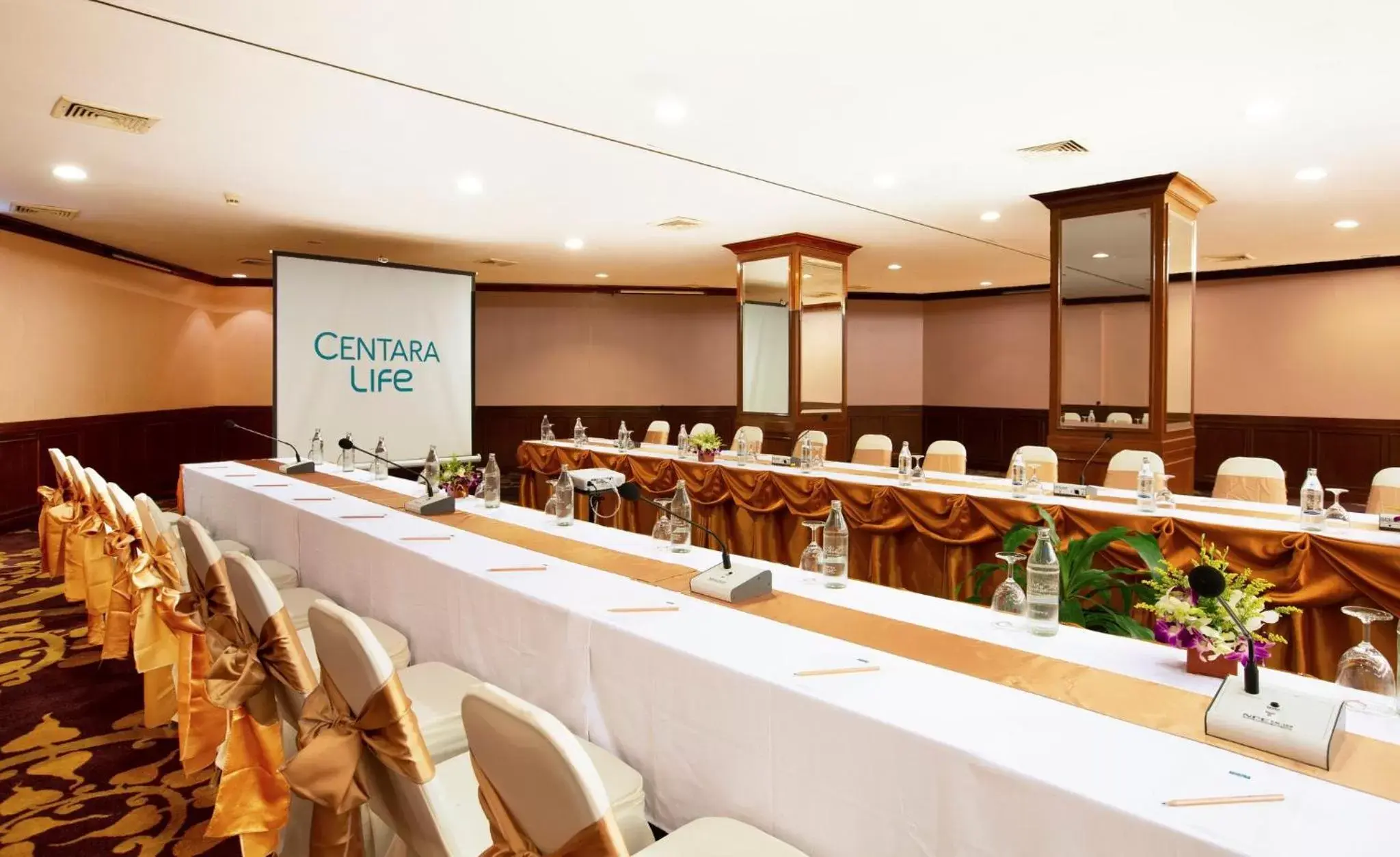 Meeting/conference room in Centra by Centara Hotel Mae Sot