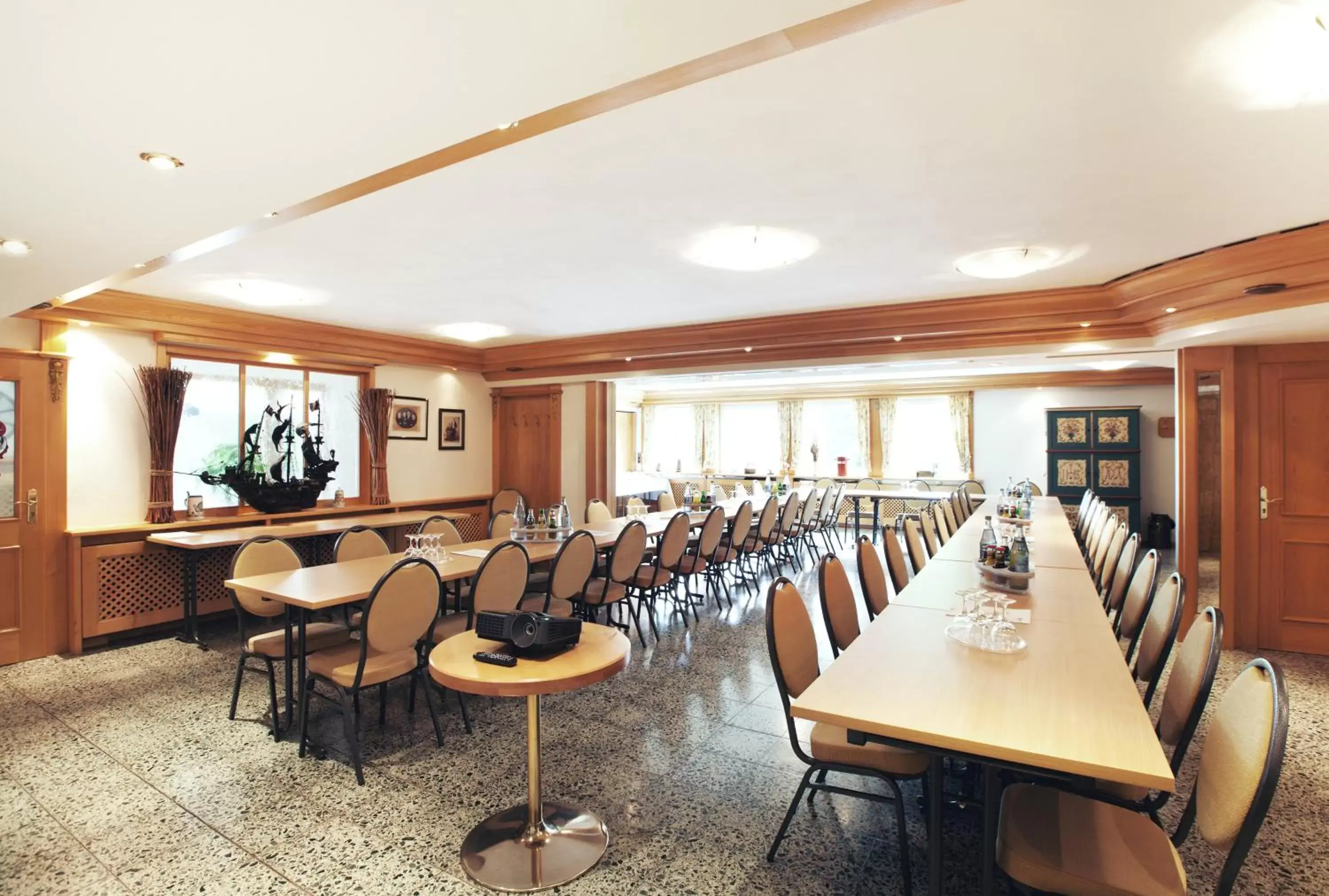 Banquet/Function facilities, Restaurant/Places to Eat in Hotel Bergschlößchen
