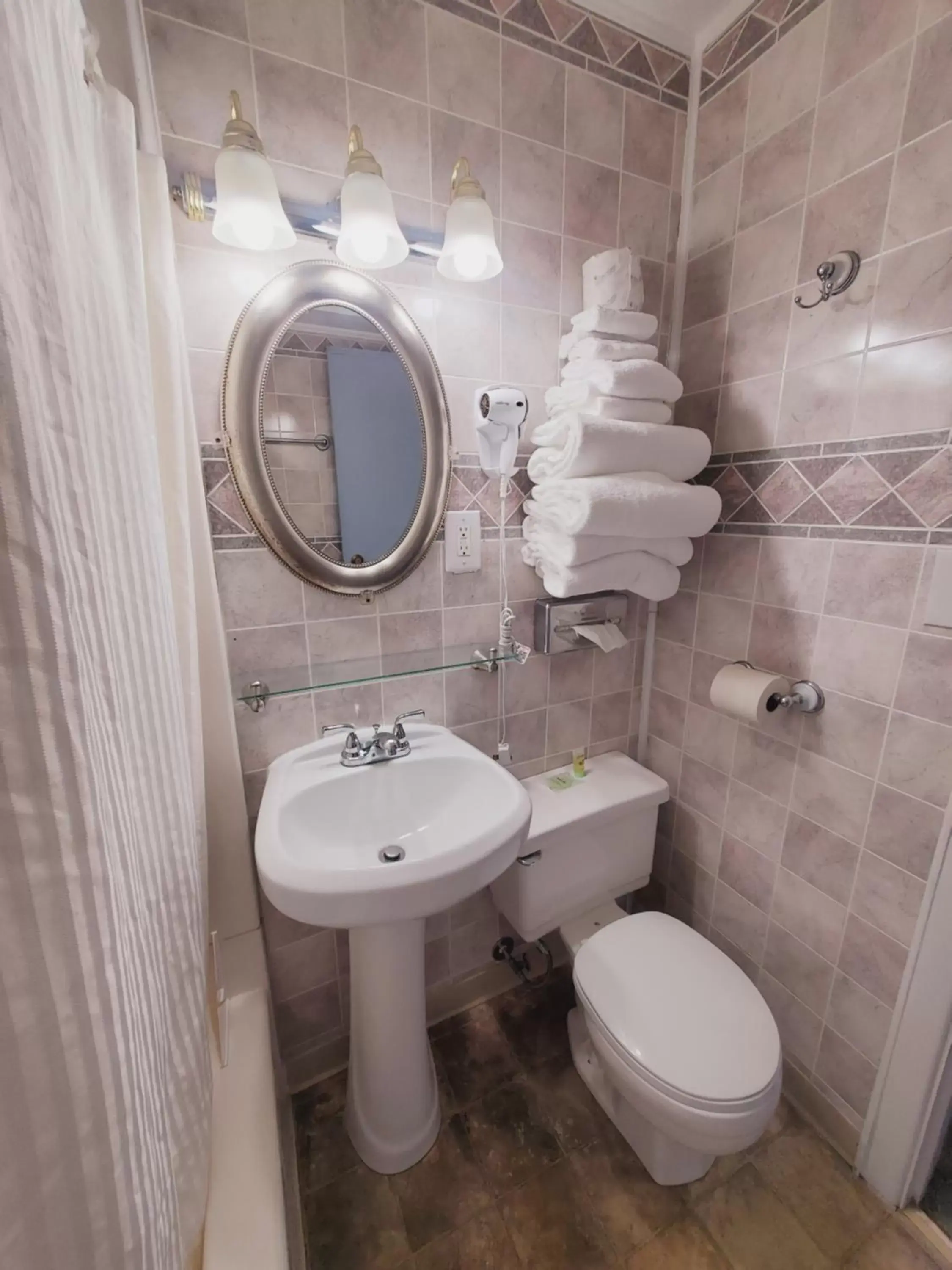 Bathroom in Holiday Lodge