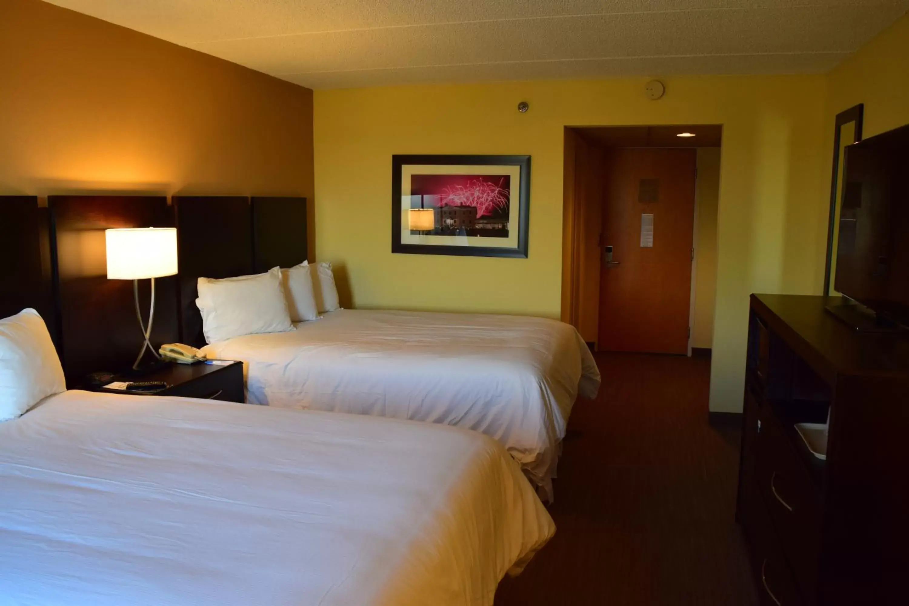 Photo of the whole room, Bed in BridgePointe Hotel & Marina
