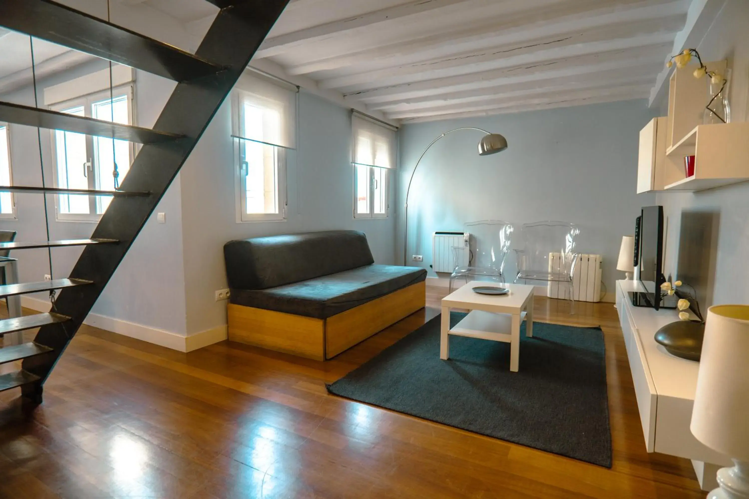 Living room, Seating Area in SmartRental Madrid Atocha