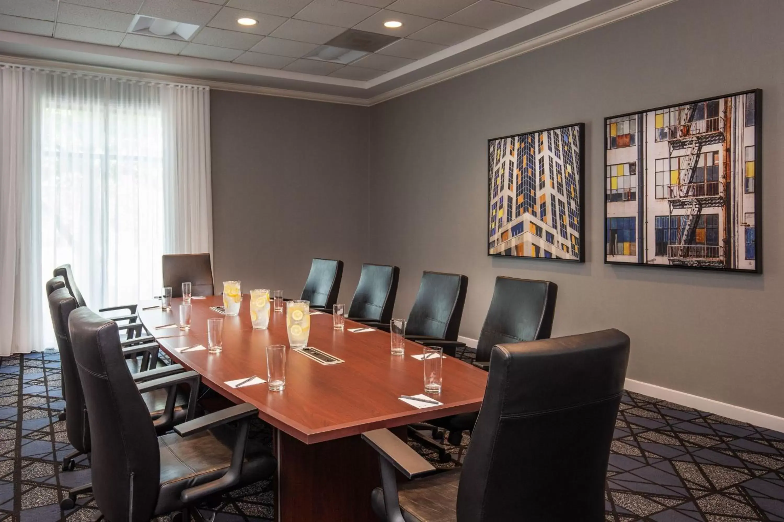 Meeting/conference room in Courtyard by Marriott Boston Billerica Bedford