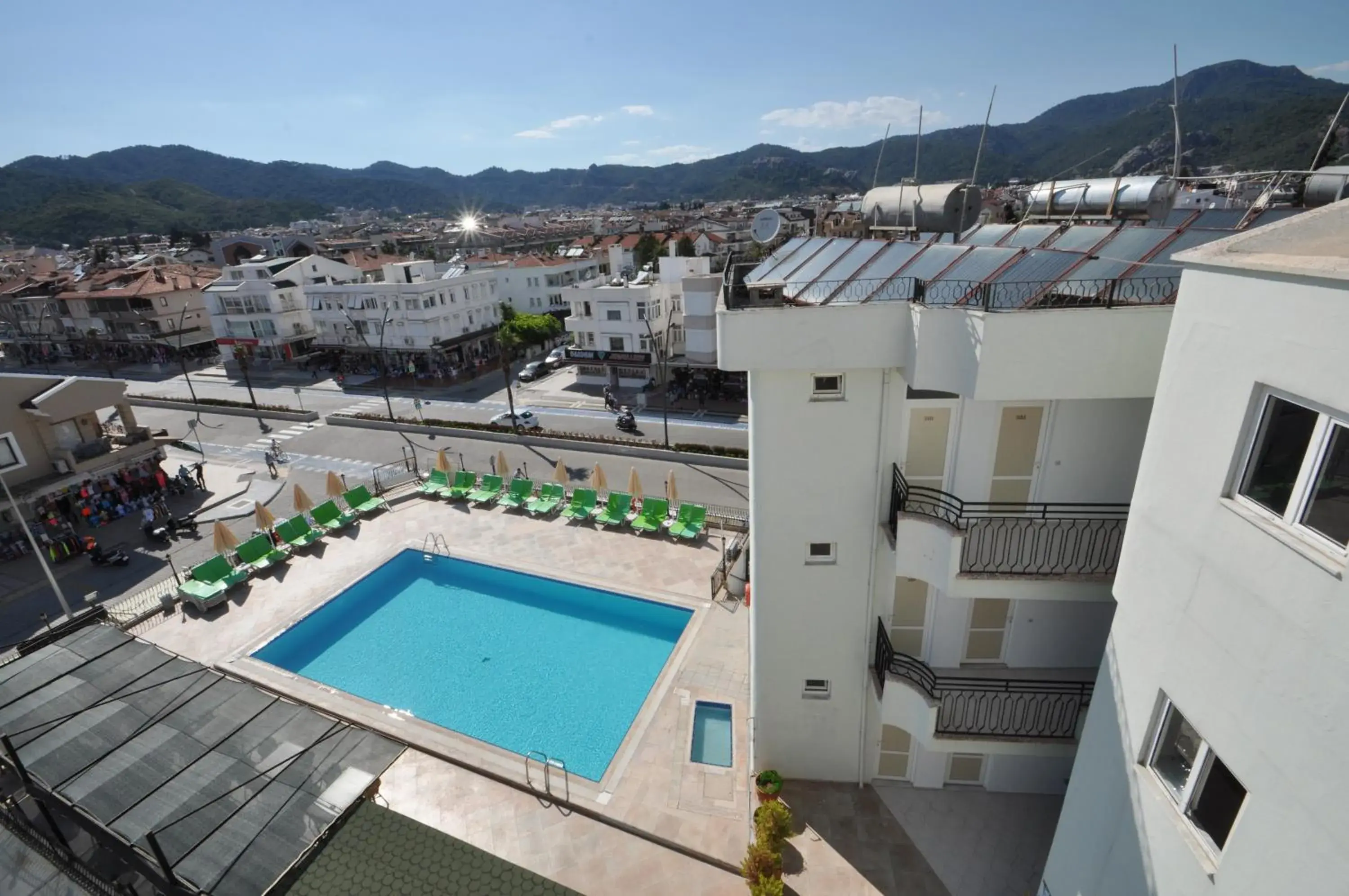 Meals, Pool View in Reis Maris Hotel