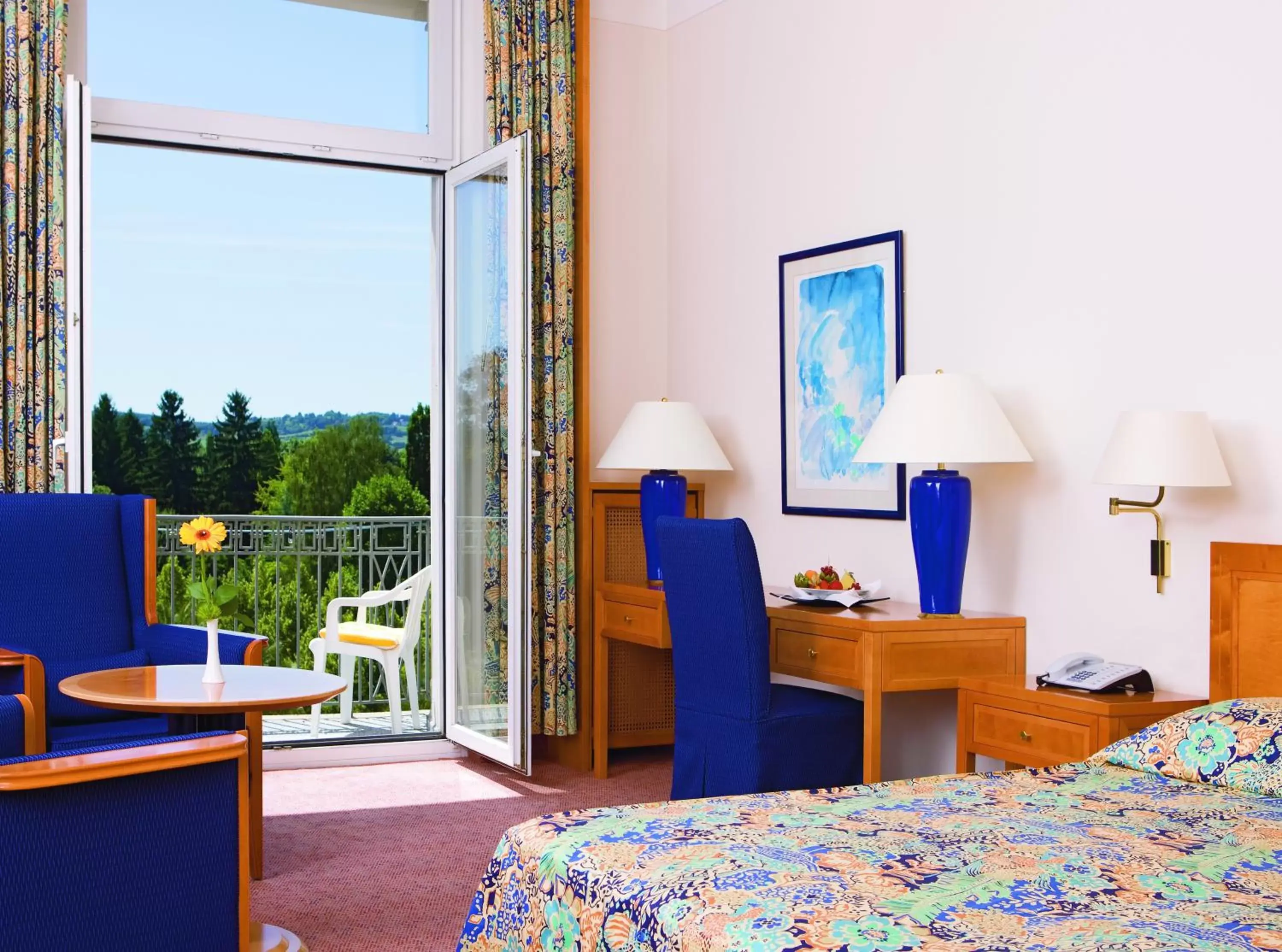 Bedroom, Seating Area in Steigenberger Hotel & Spa Bad Pyrmont