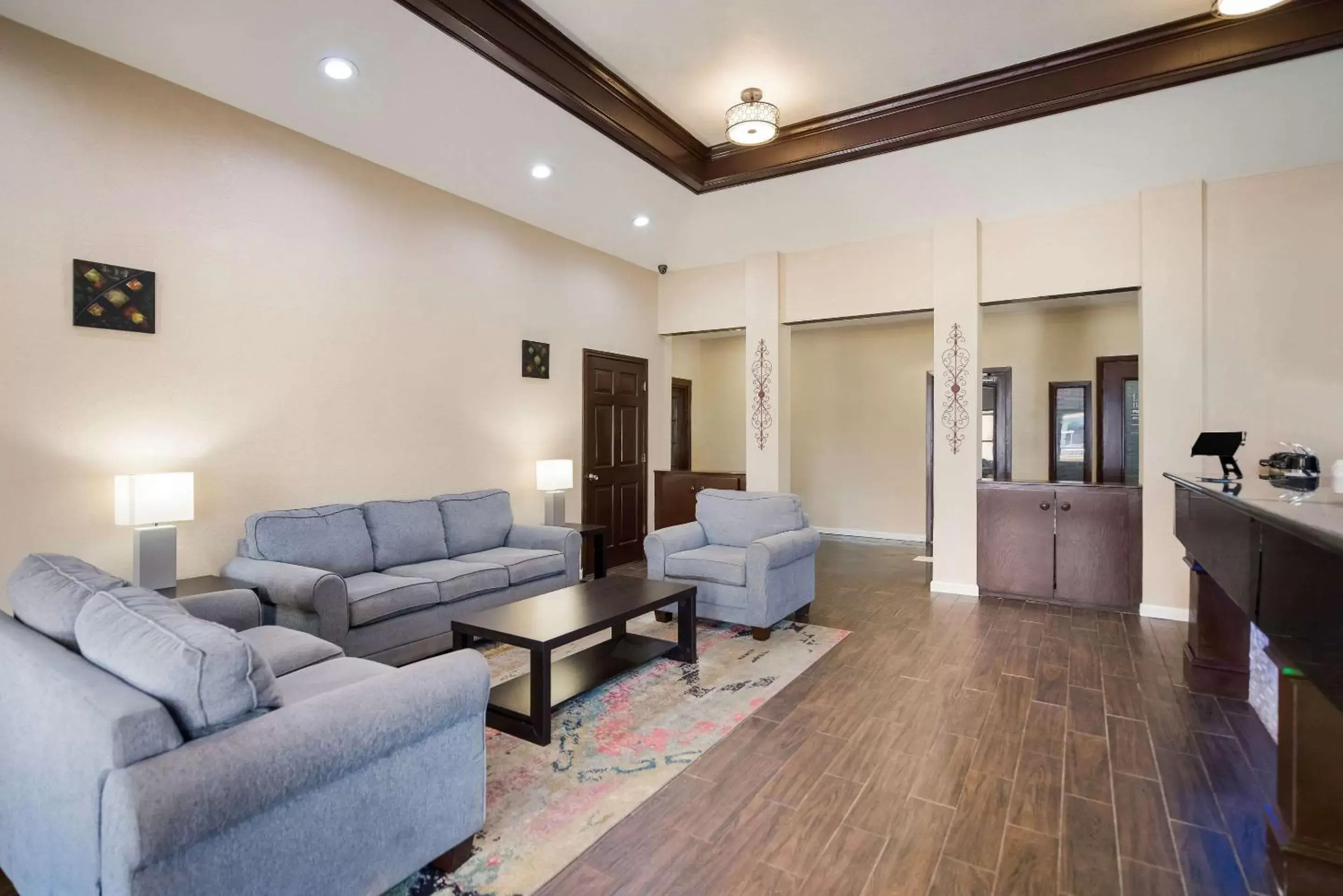 Lobby or reception, Seating Area in Quality Inn & Suites Lufkin