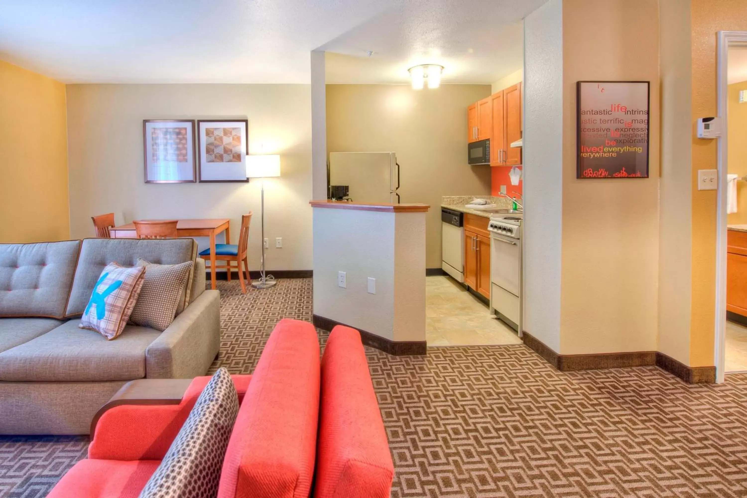 Bedroom, Seating Area in TownePlace Suites Raleigh Cary/Weston Parkway