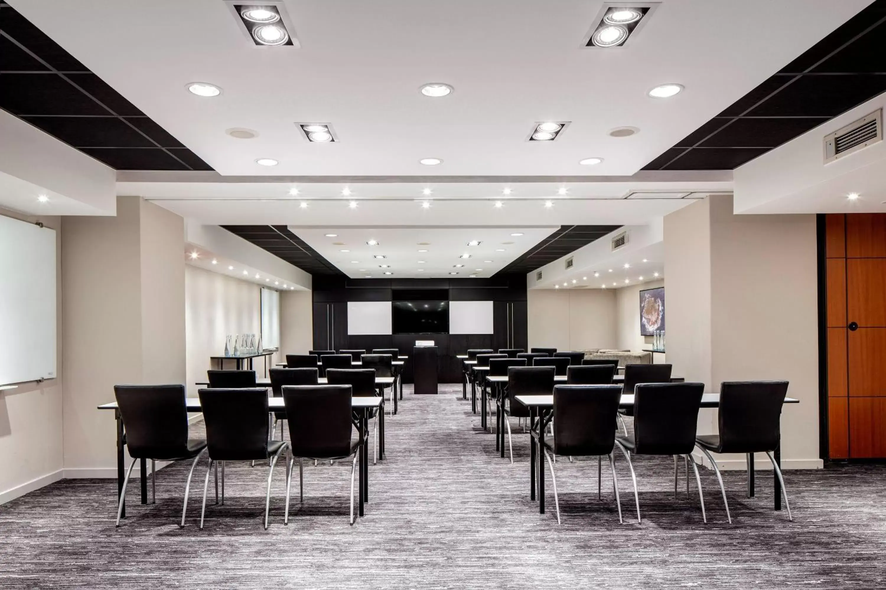 Meeting/conference room in The Westin Cape Town