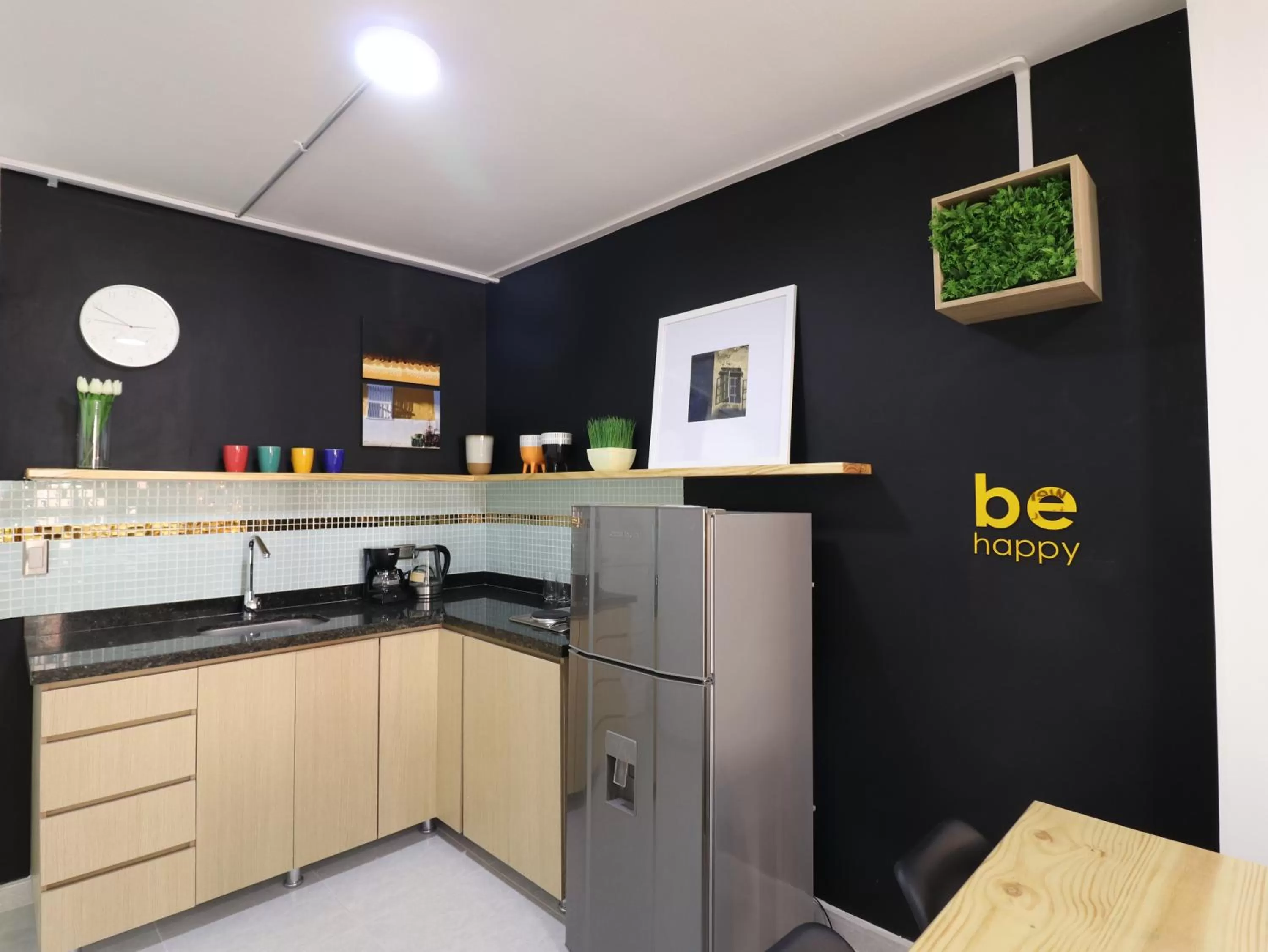 Kitchen or kitchenette in 554 Apartments