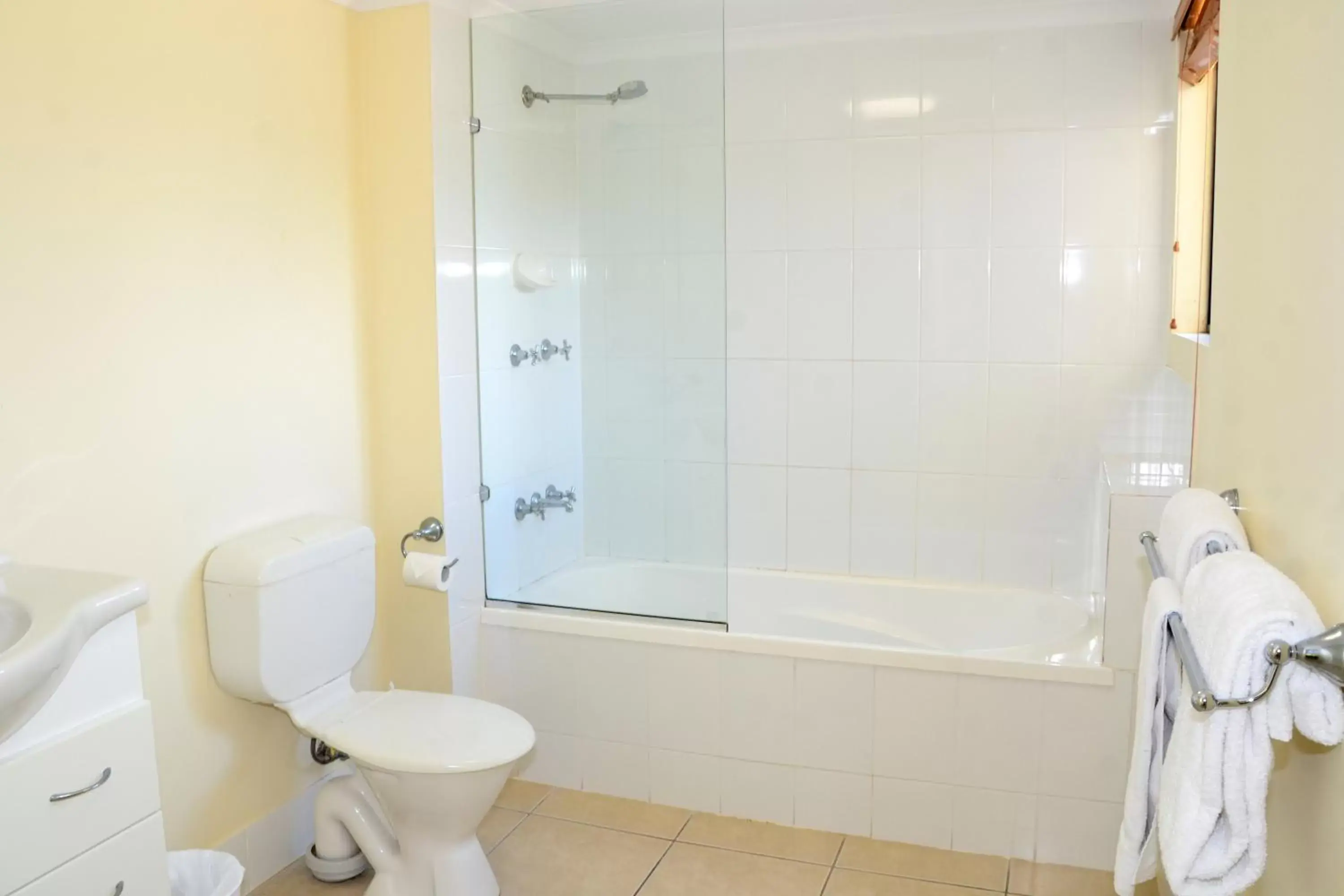 Bathroom in Arlia Sands Apartments