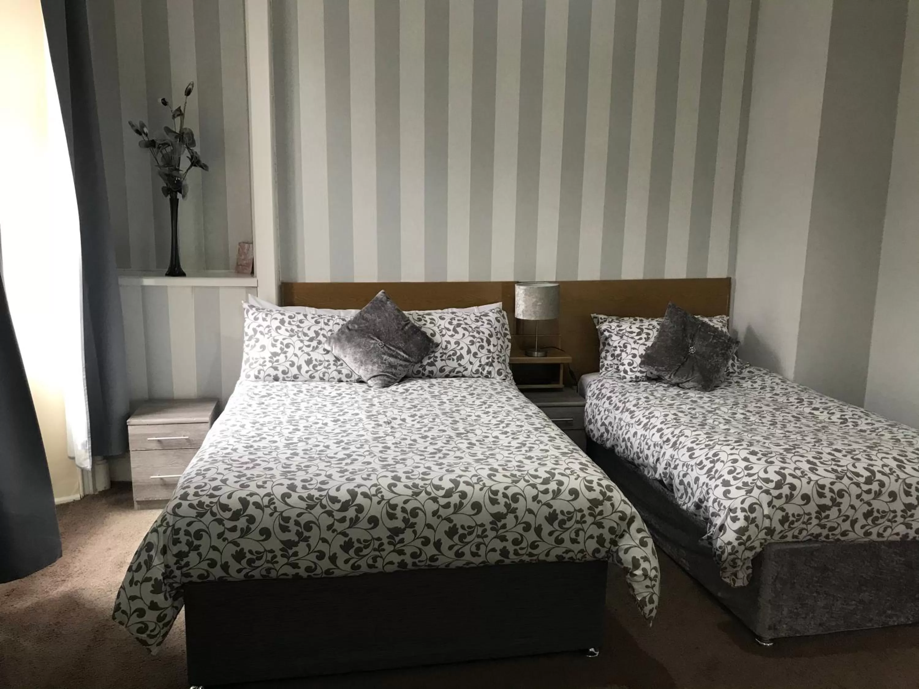 Bed in DunMoore Guesthouse