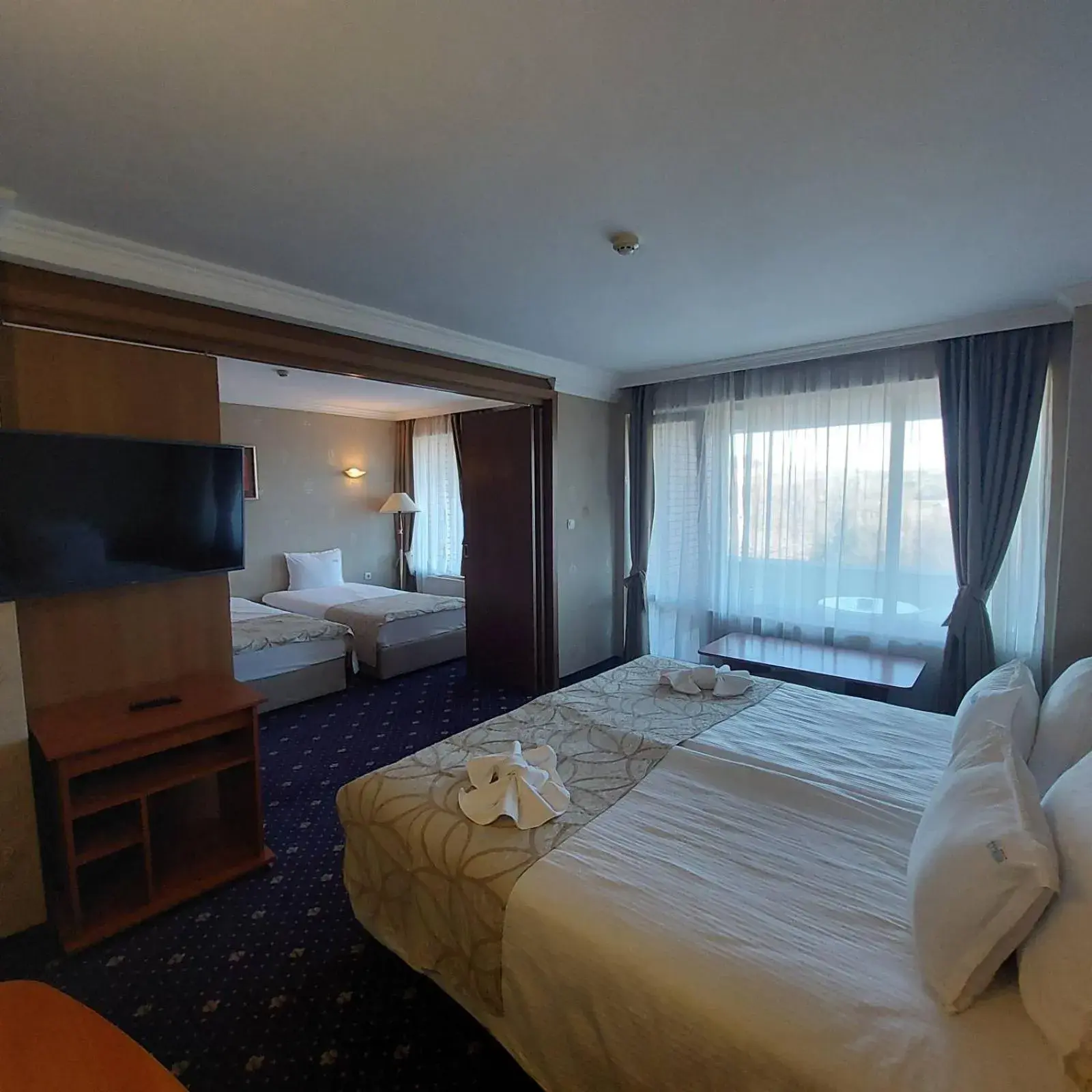 Property building, Bed in Hissar Spa Hotel