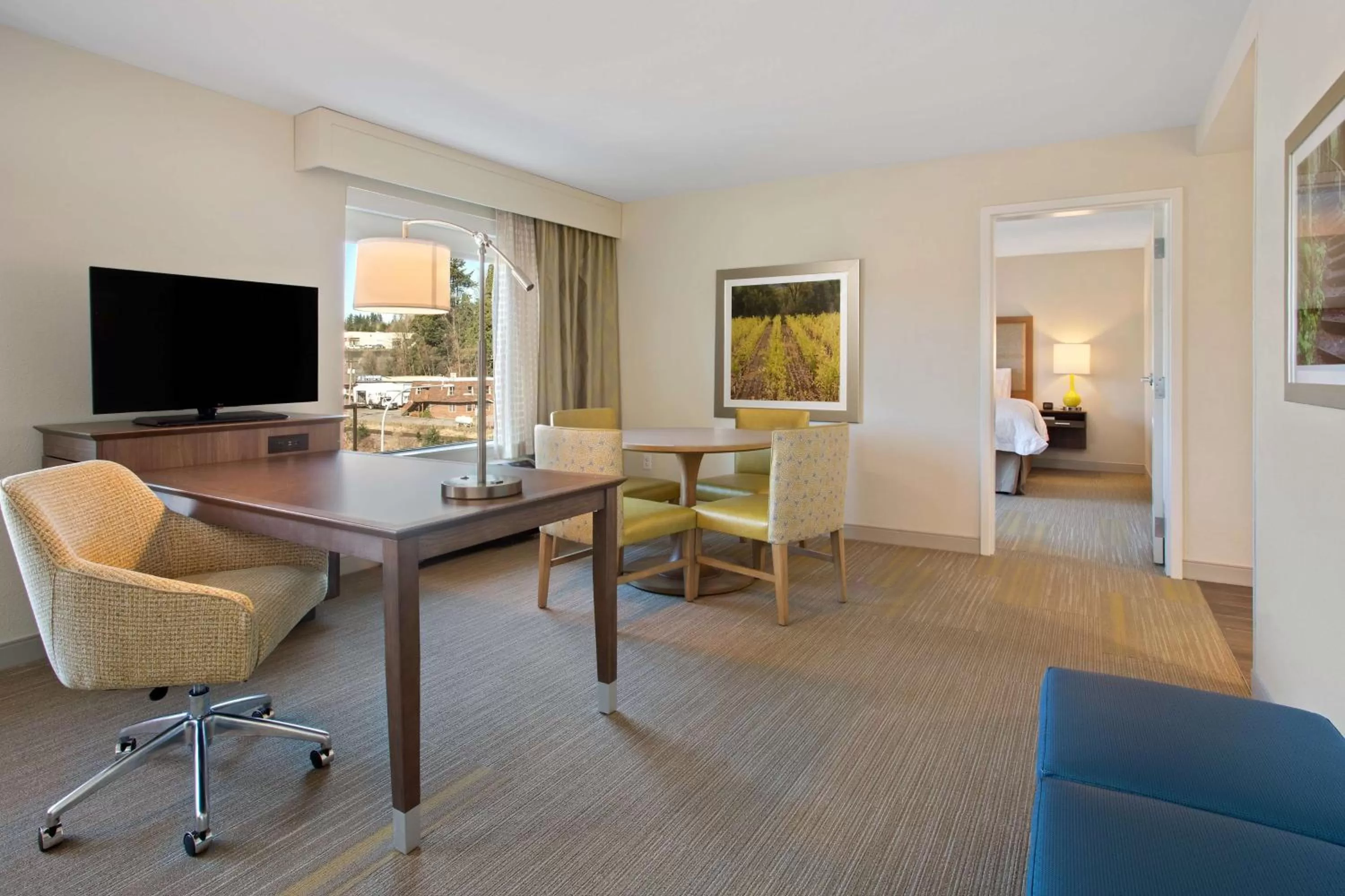 Living room in Hampton Inn & Suites- Seattle Woodinville Wa