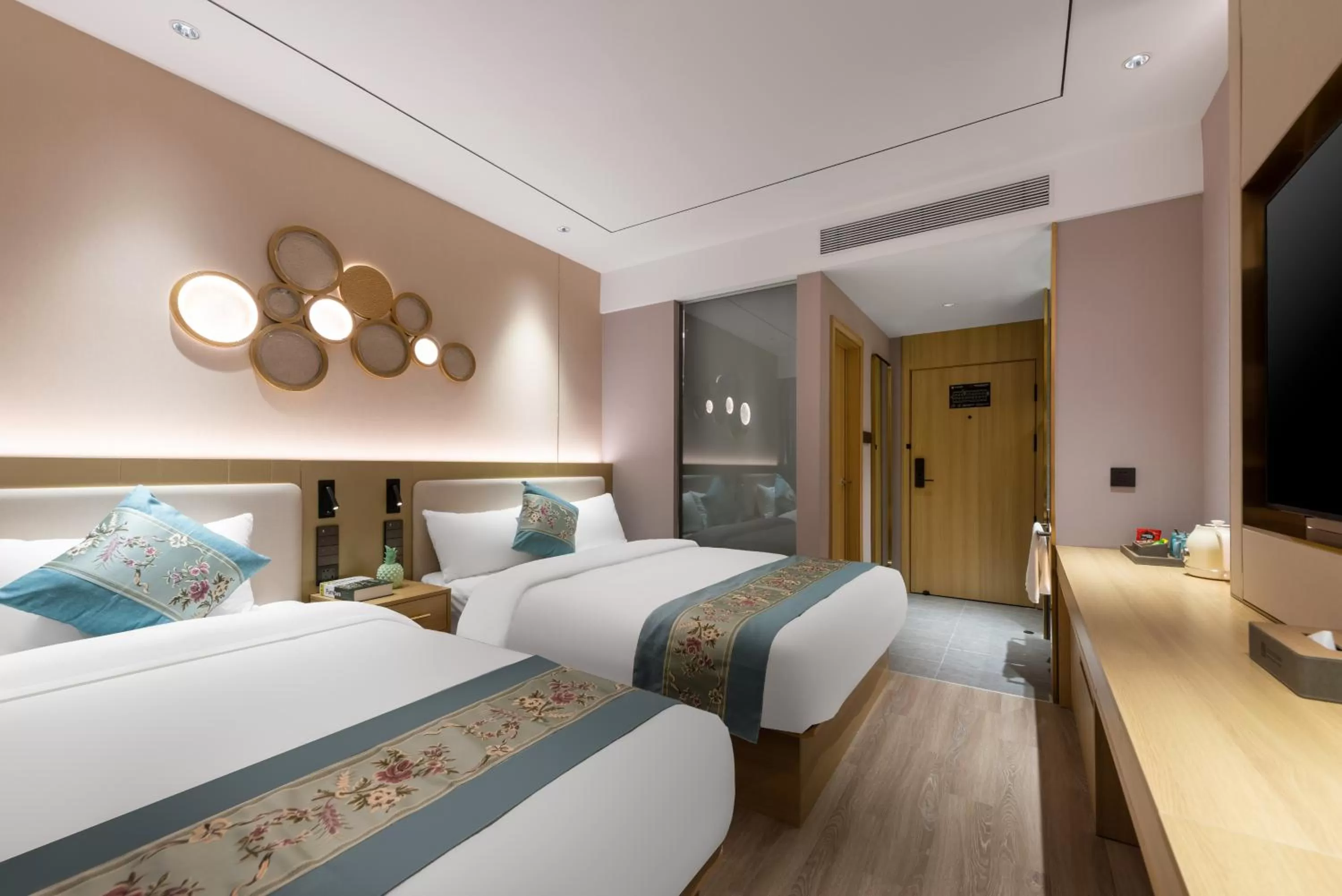 Bedroom, Bed in East Sacred Hotel--Beijing Tiananmen Square ,the Forbidden City,Wangfujing Street,Located in the city center