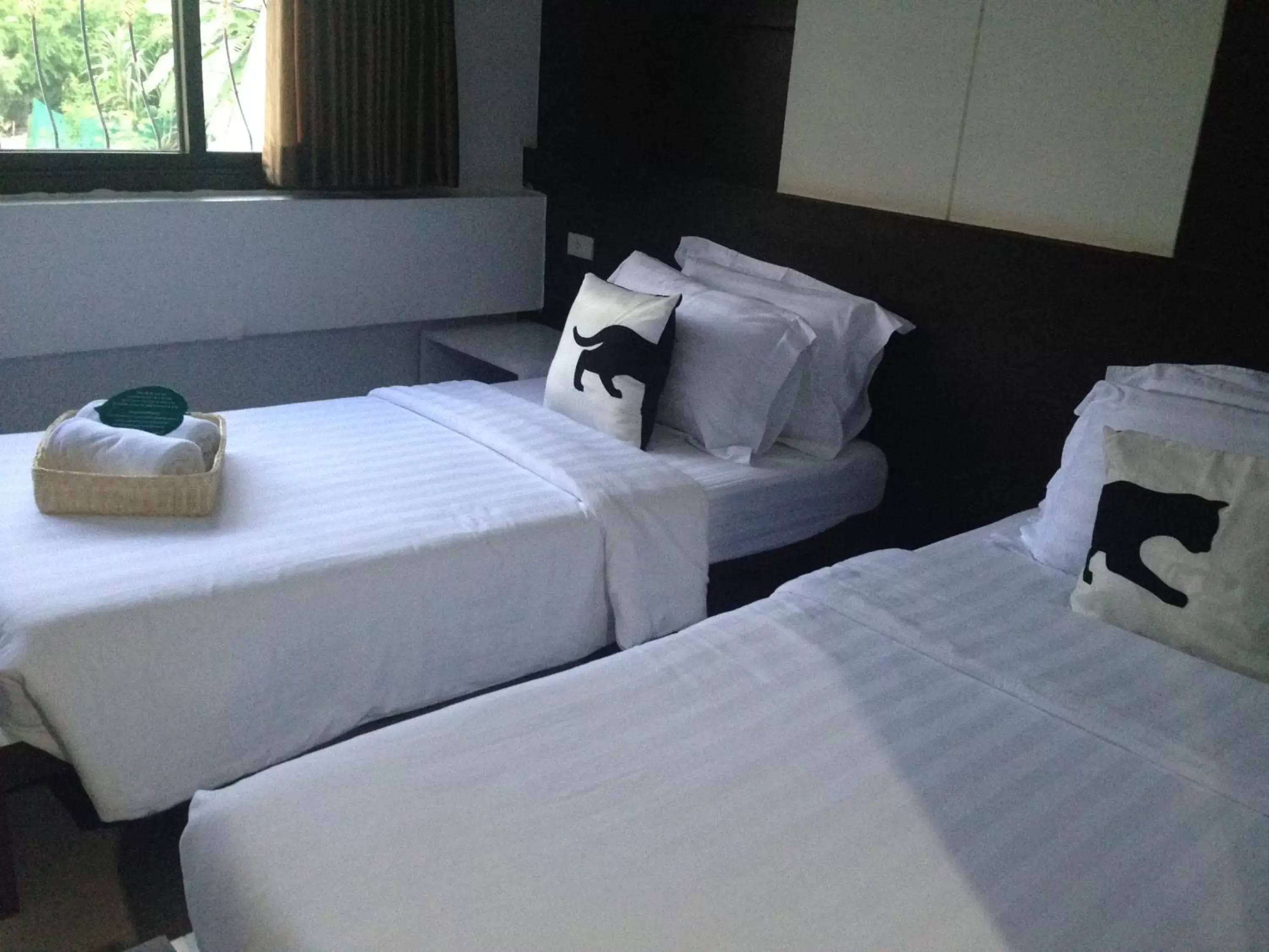Bed in Bed By City Hotel