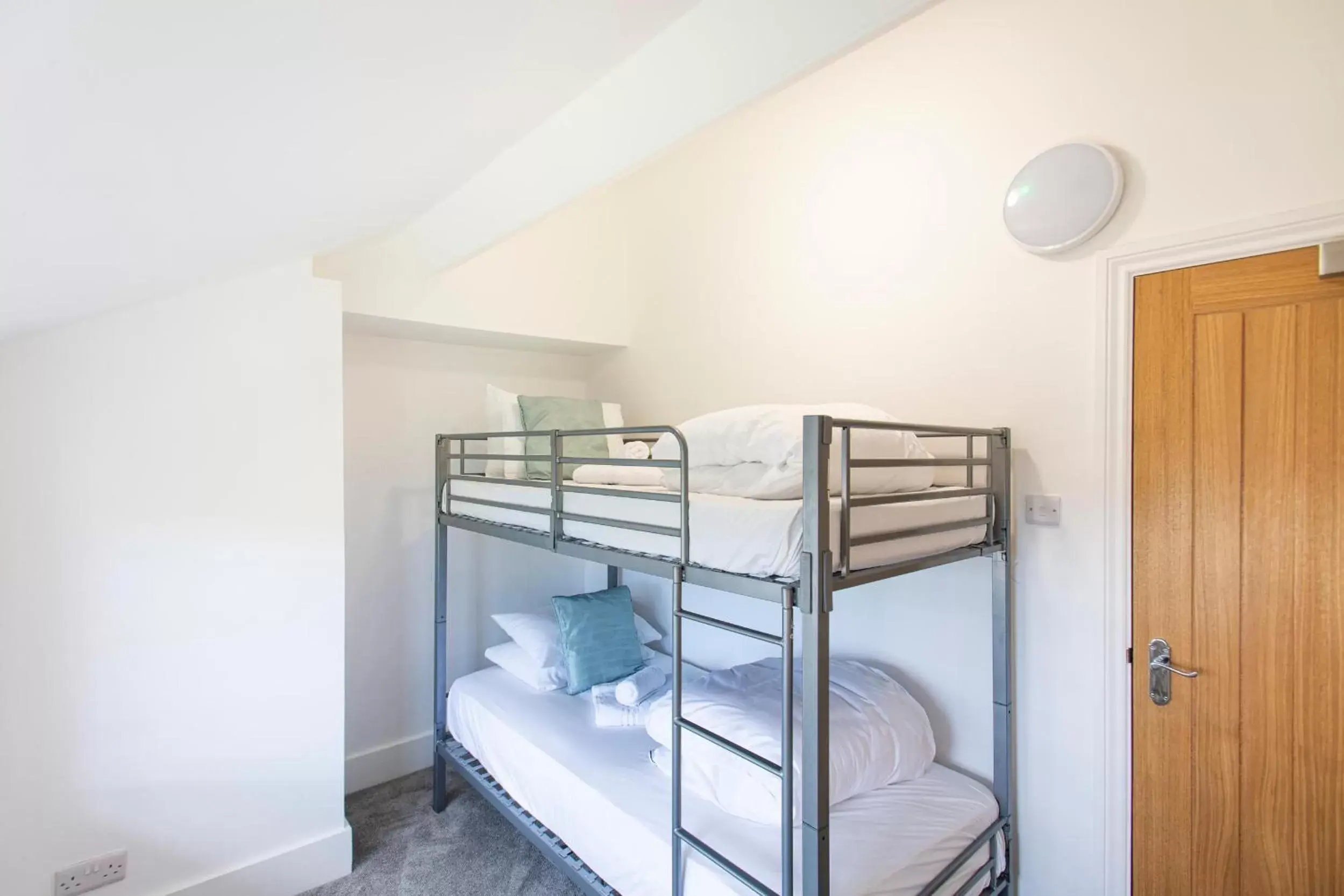 Bedroom, Bunk Bed in Tregenna Castle Resort