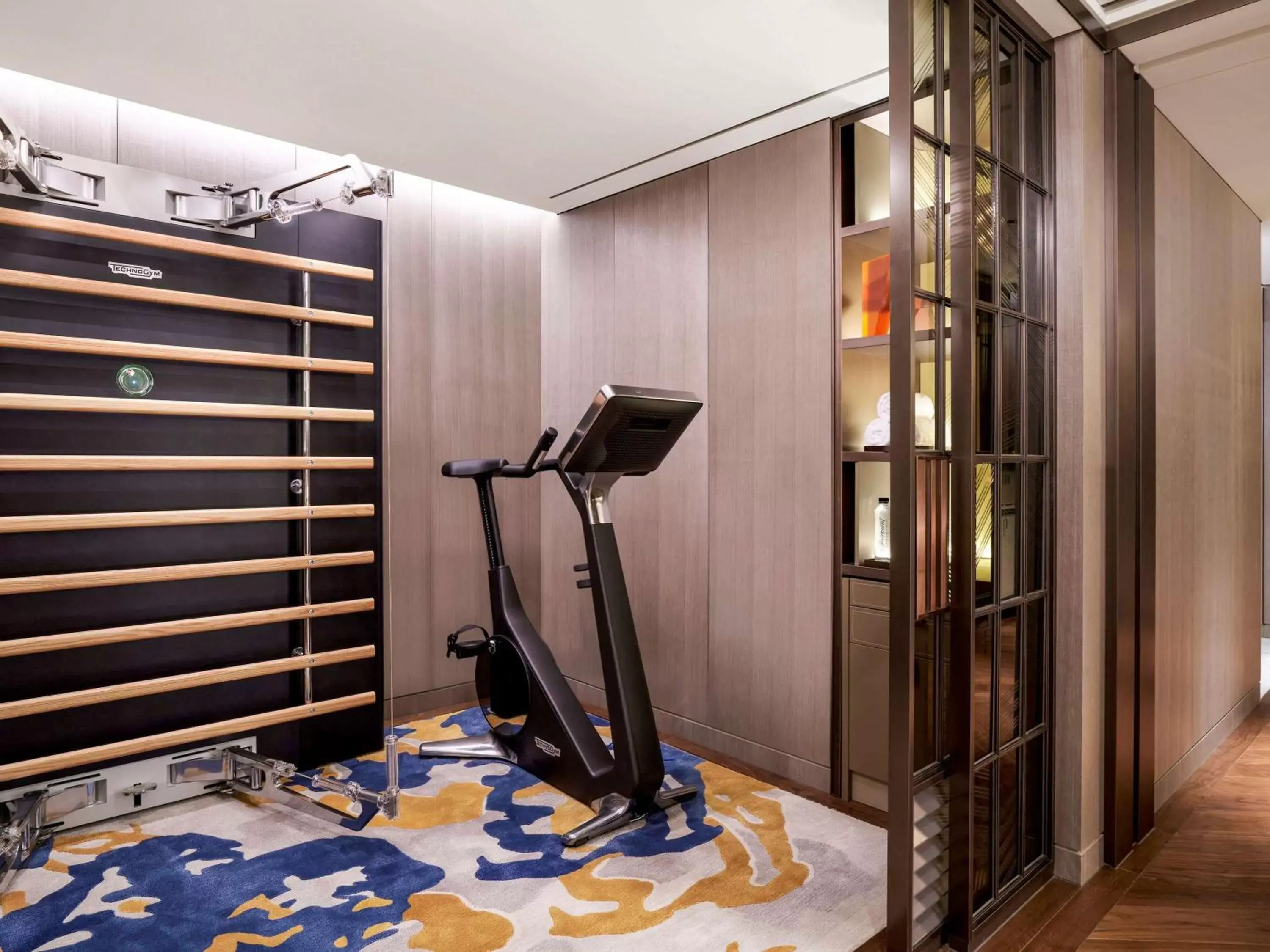 Bedroom, Fitness Center/Facilities in Fairmont Ambassador Seoul