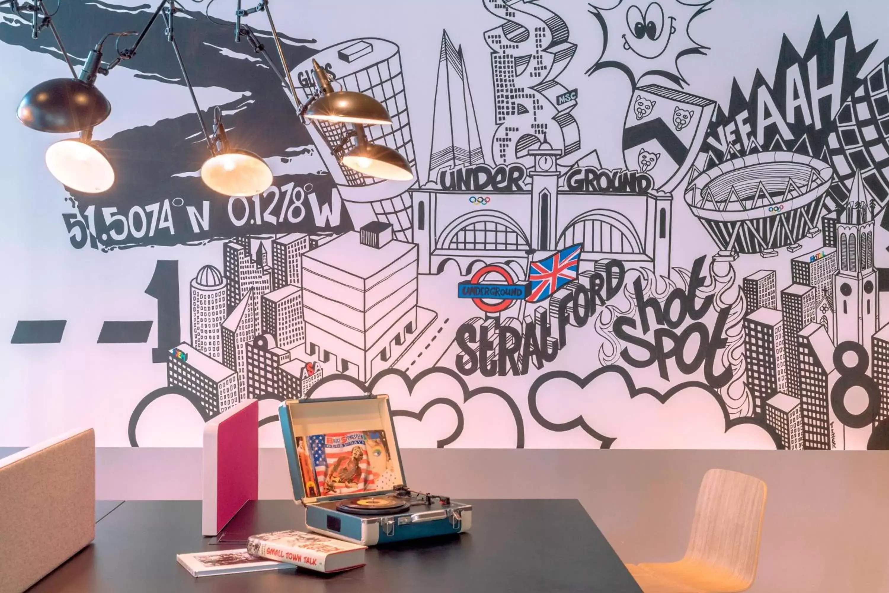 Business facilities in Moxy London Stratford
