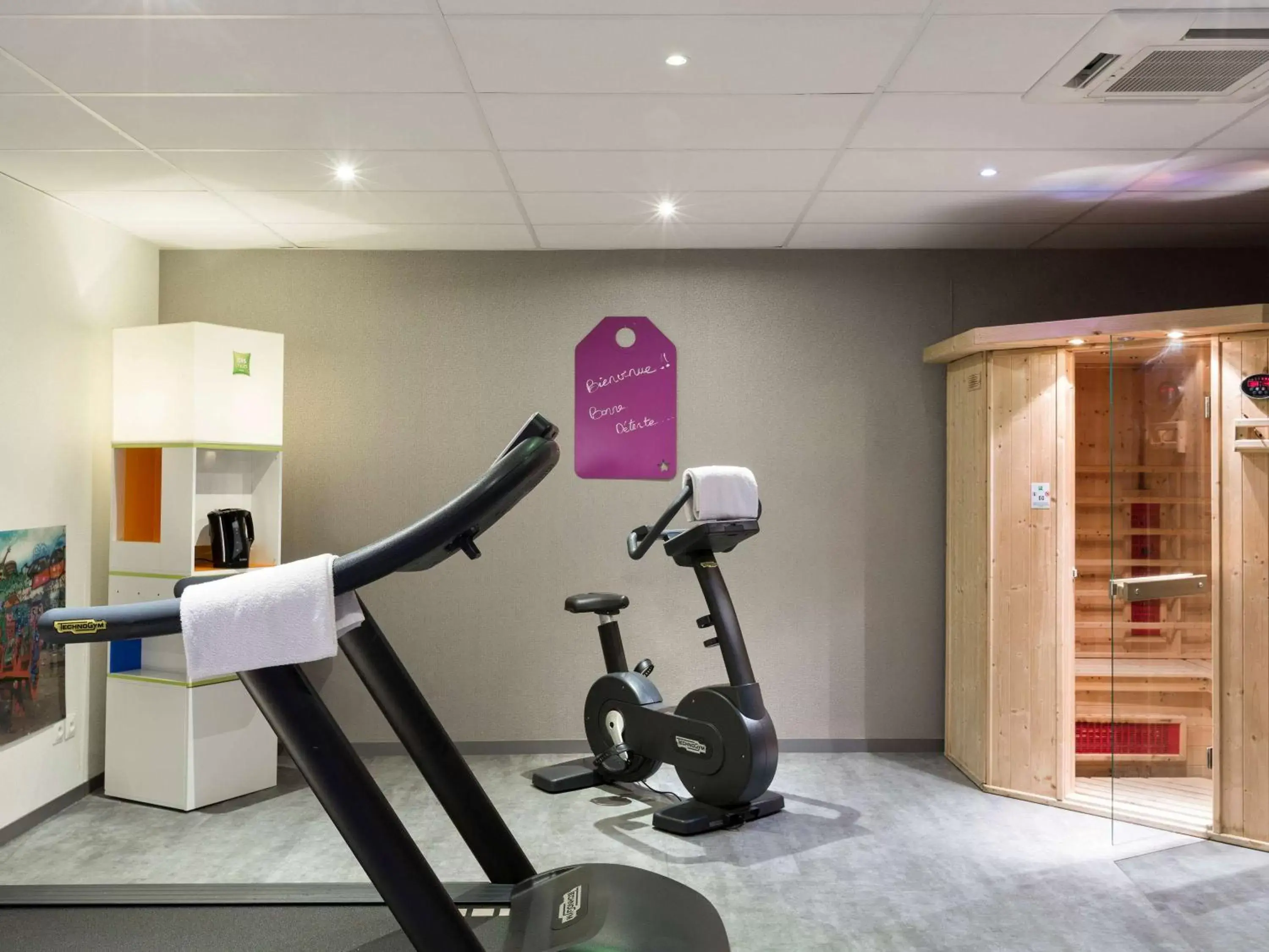 On site, Fitness Center/Facilities in ibis Styles Blois Centre Gare
