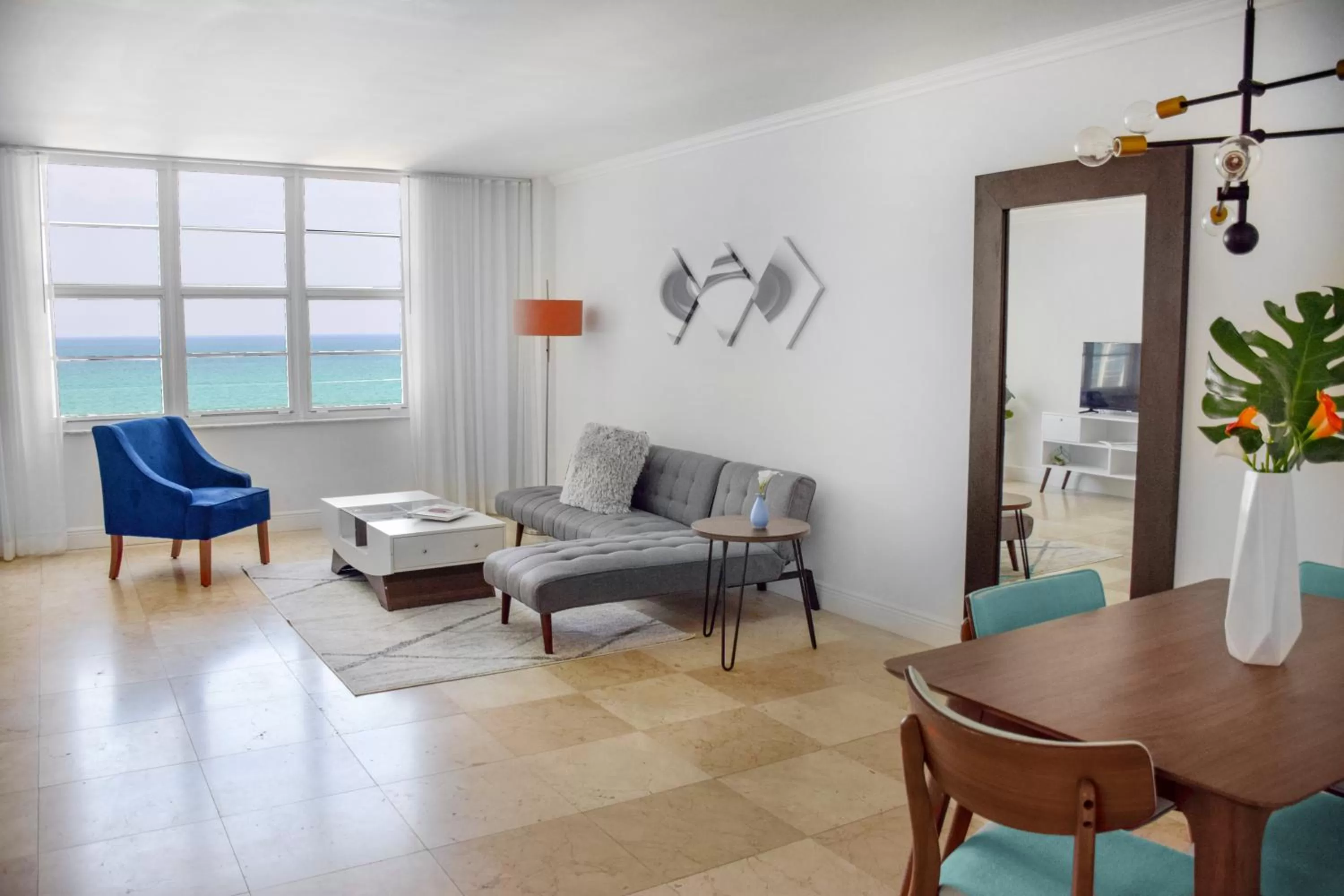 Living room in Seacoast Suites on Miami Beach