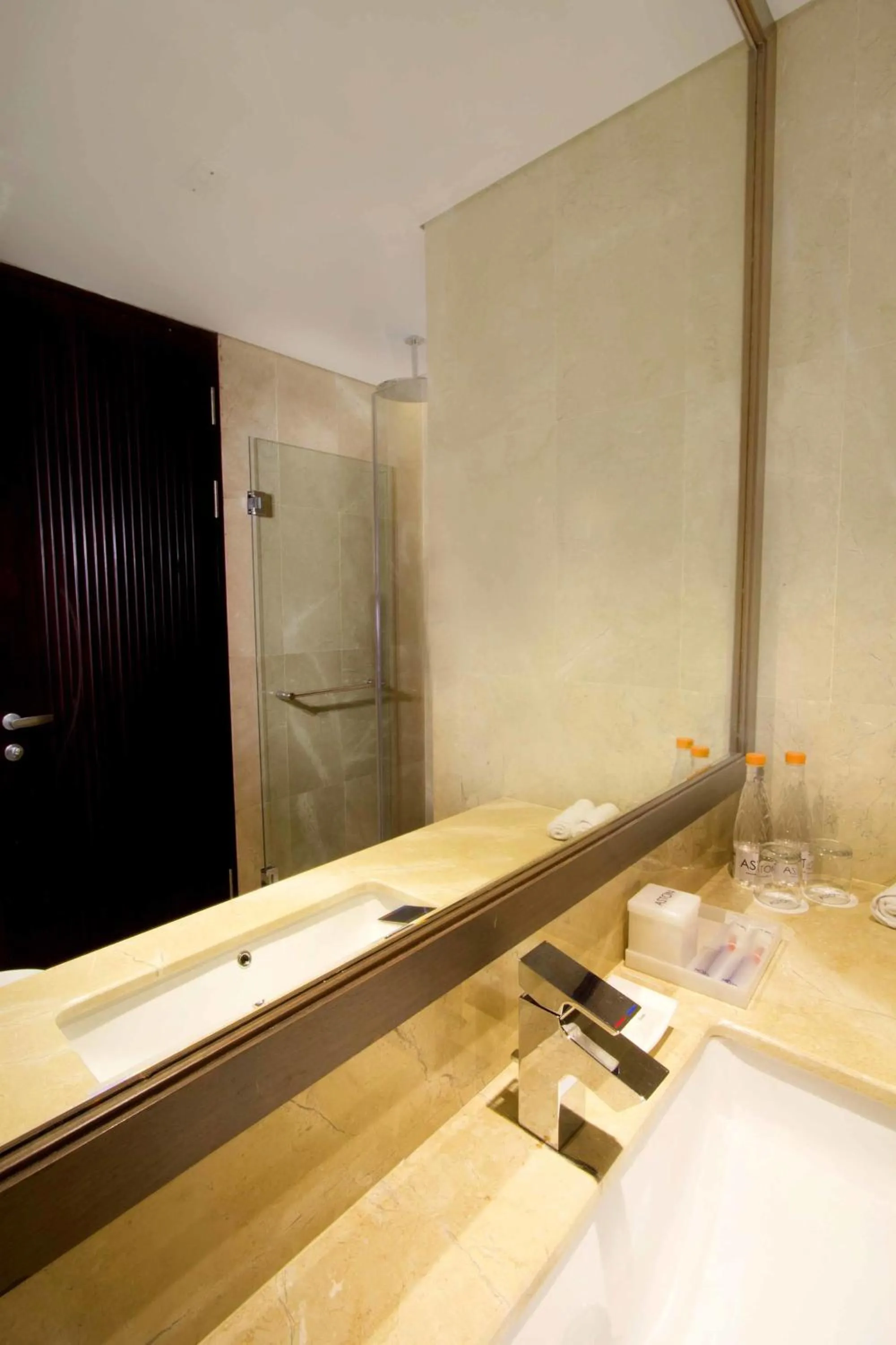 Bathroom in Aston Priority Simatupang Hotel and Conference Center