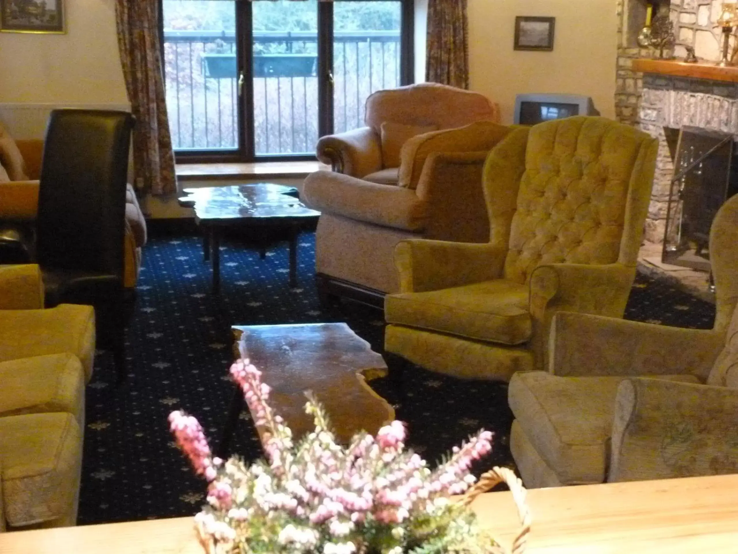 Living room, Seating Area in Cameley Lodge - Self Catering