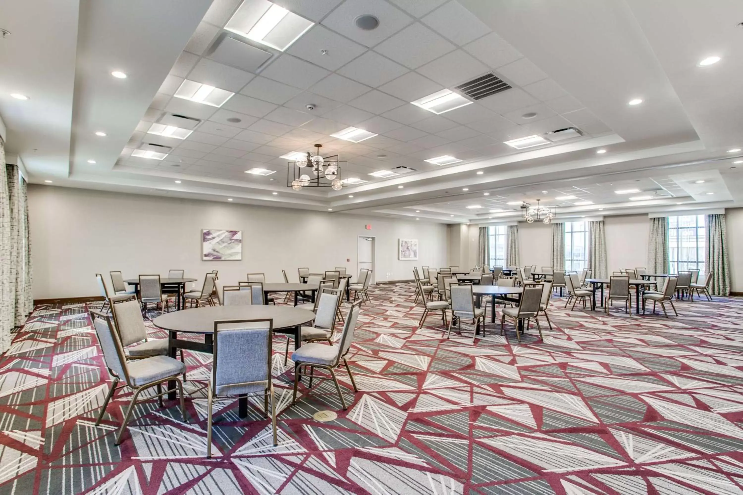 Meeting/conference room, Restaurant/Places to Eat in Hilton Garden Inn Dallas-Central Expy/North Park Area, Tx