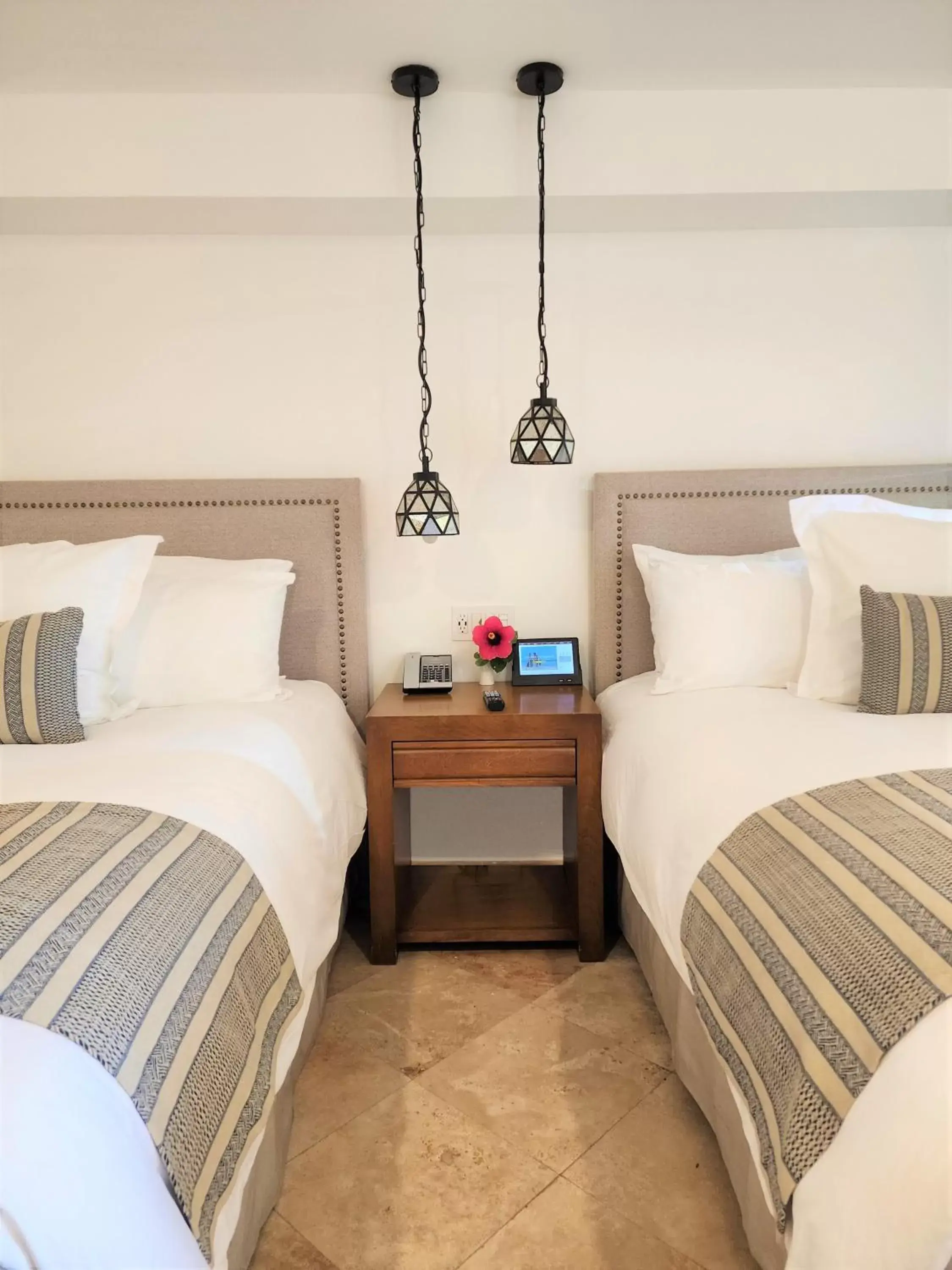 Bedroom, Bed in Zoetry Casa del Mar Los Cabos