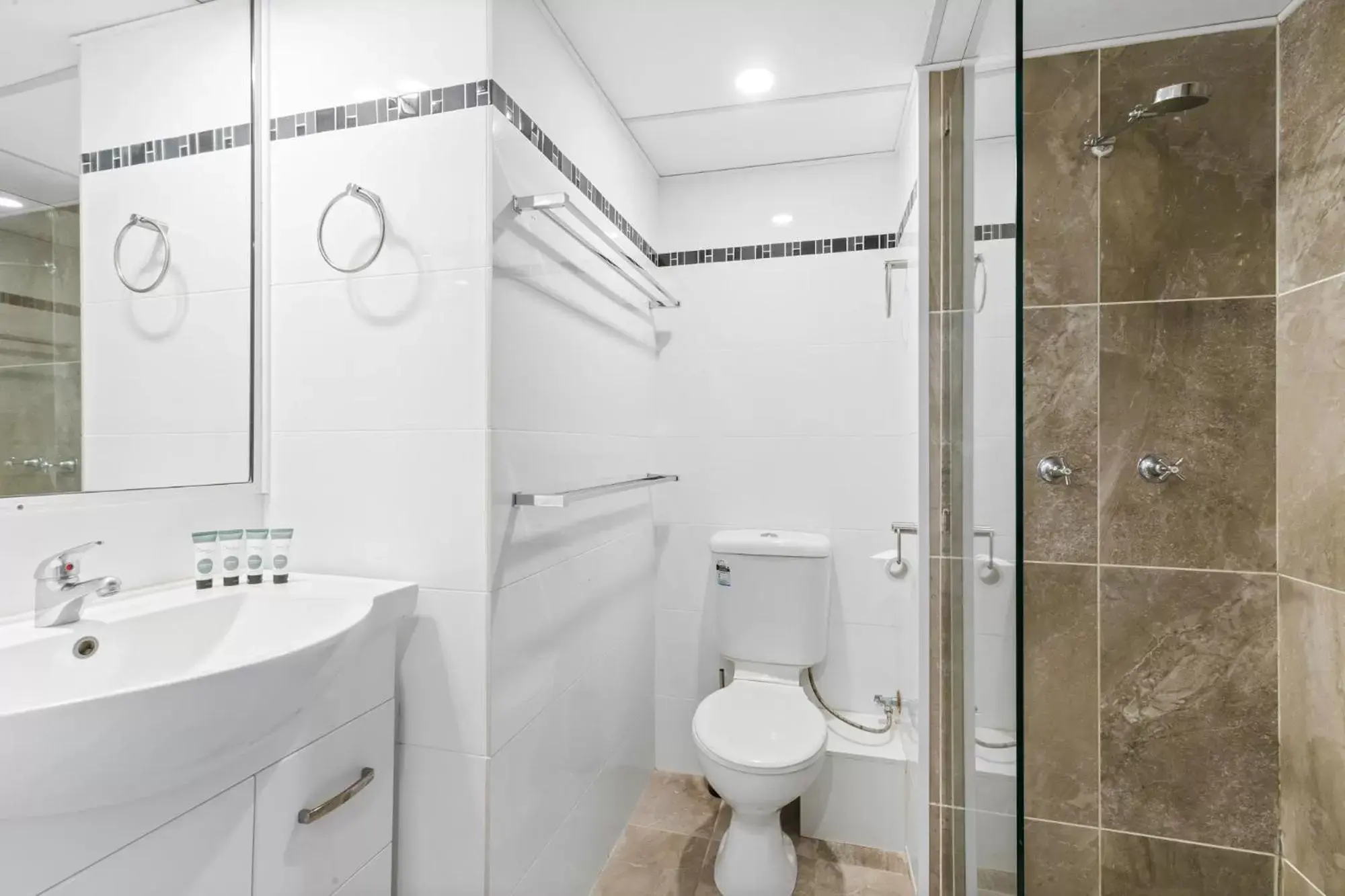 Bayview Tower Bayview Tower