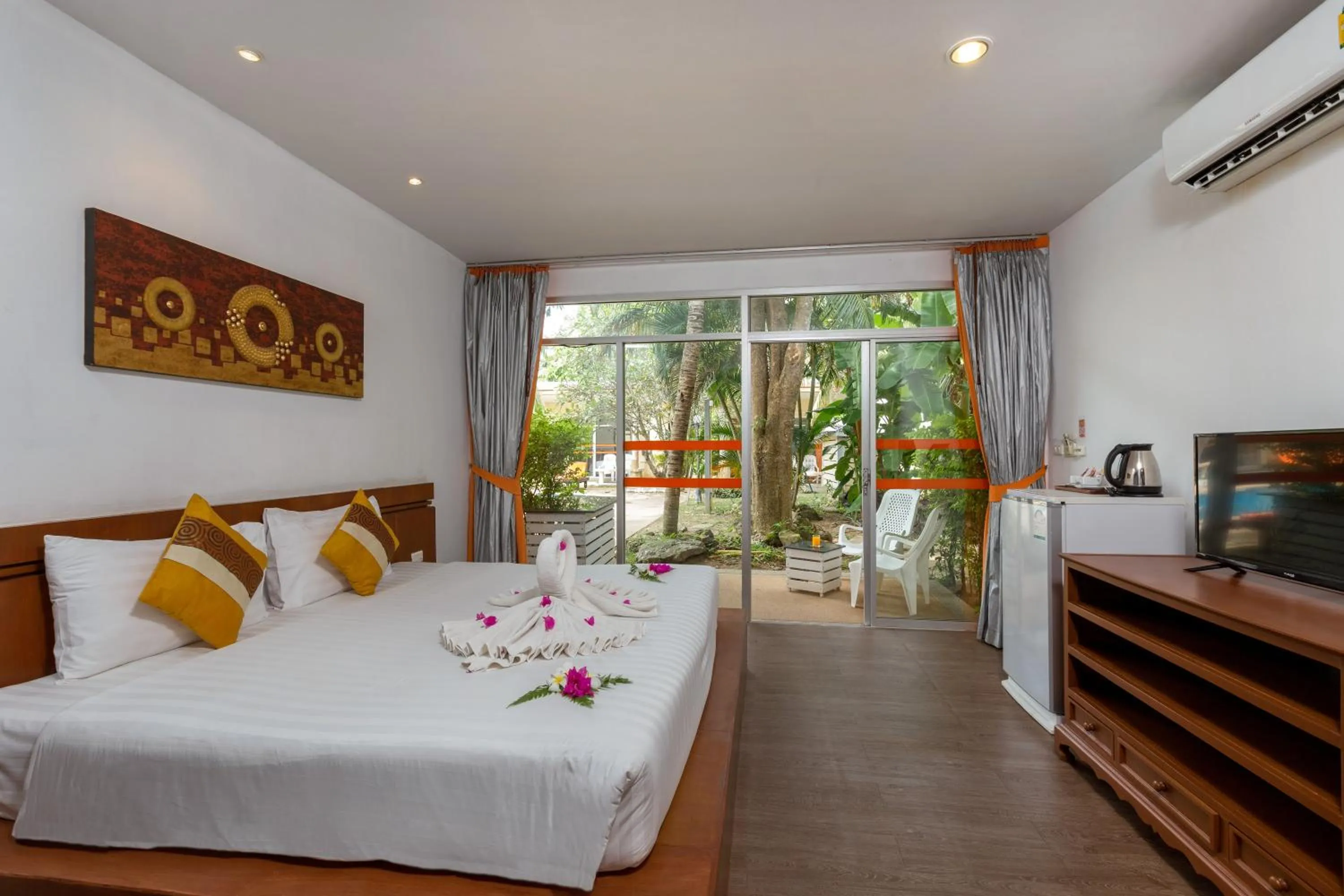 Bedroom, Bed in Phuket Sea Resort SHA Extra Plus