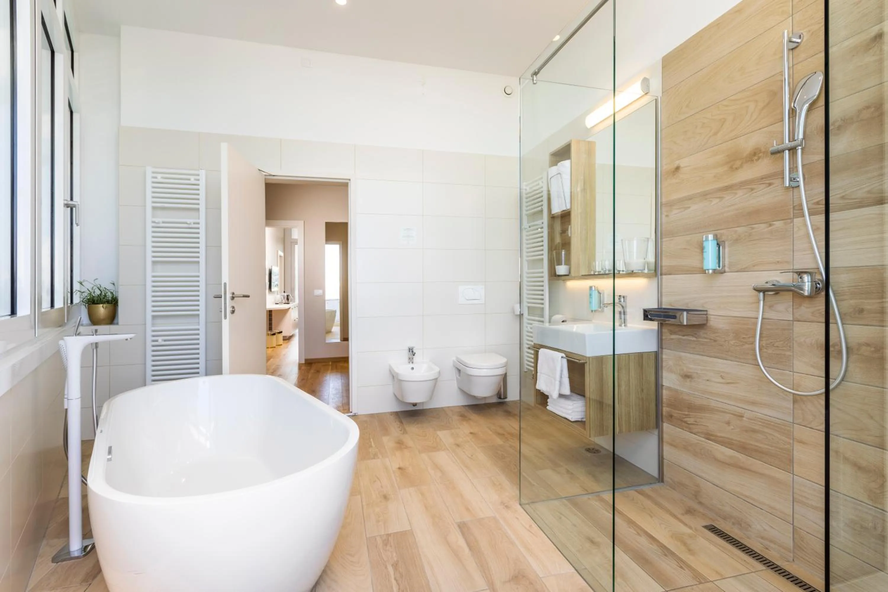 Shower in Hotel Histrion