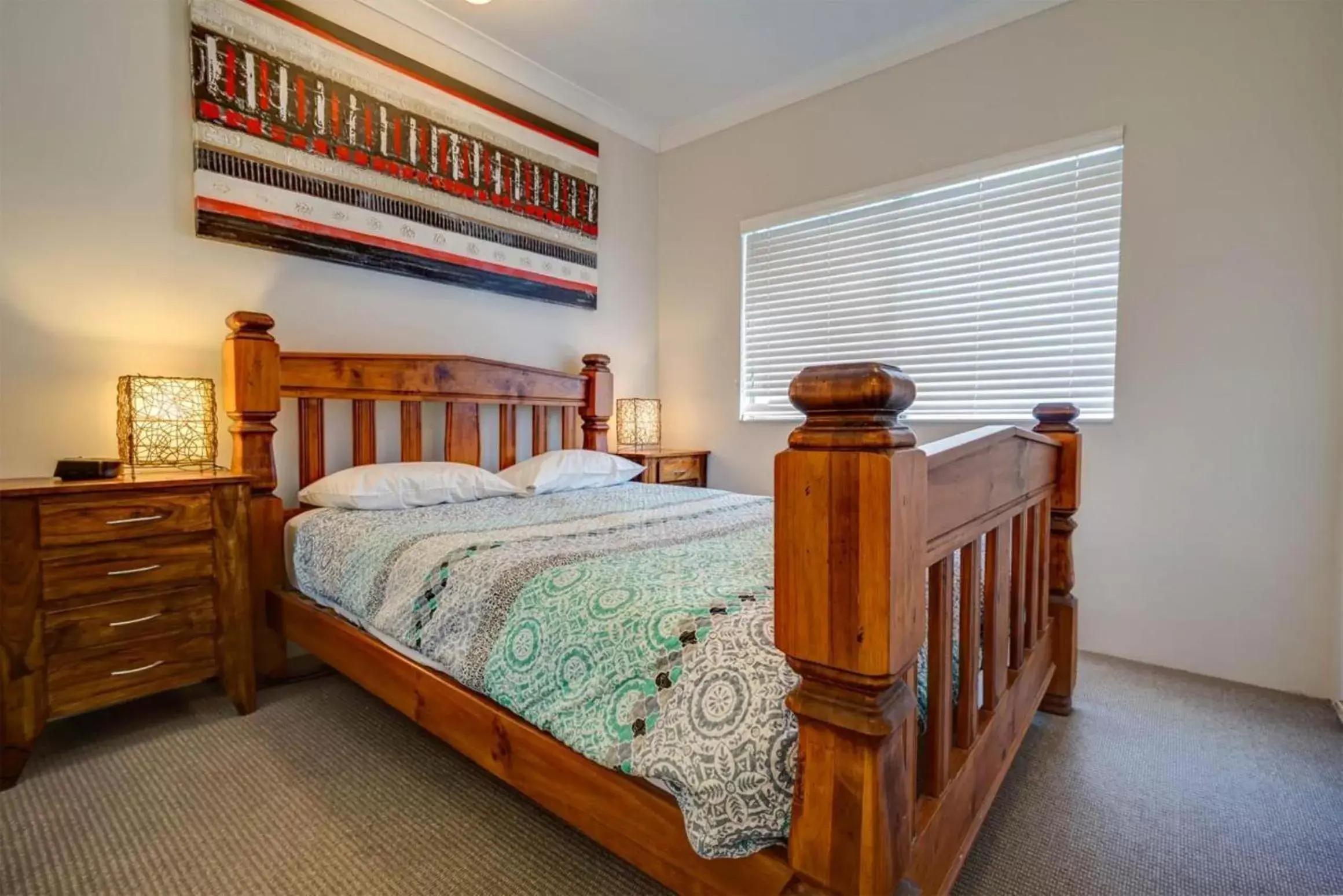 Photo of the whole room, Bed in Currumbin Sands On The Beach