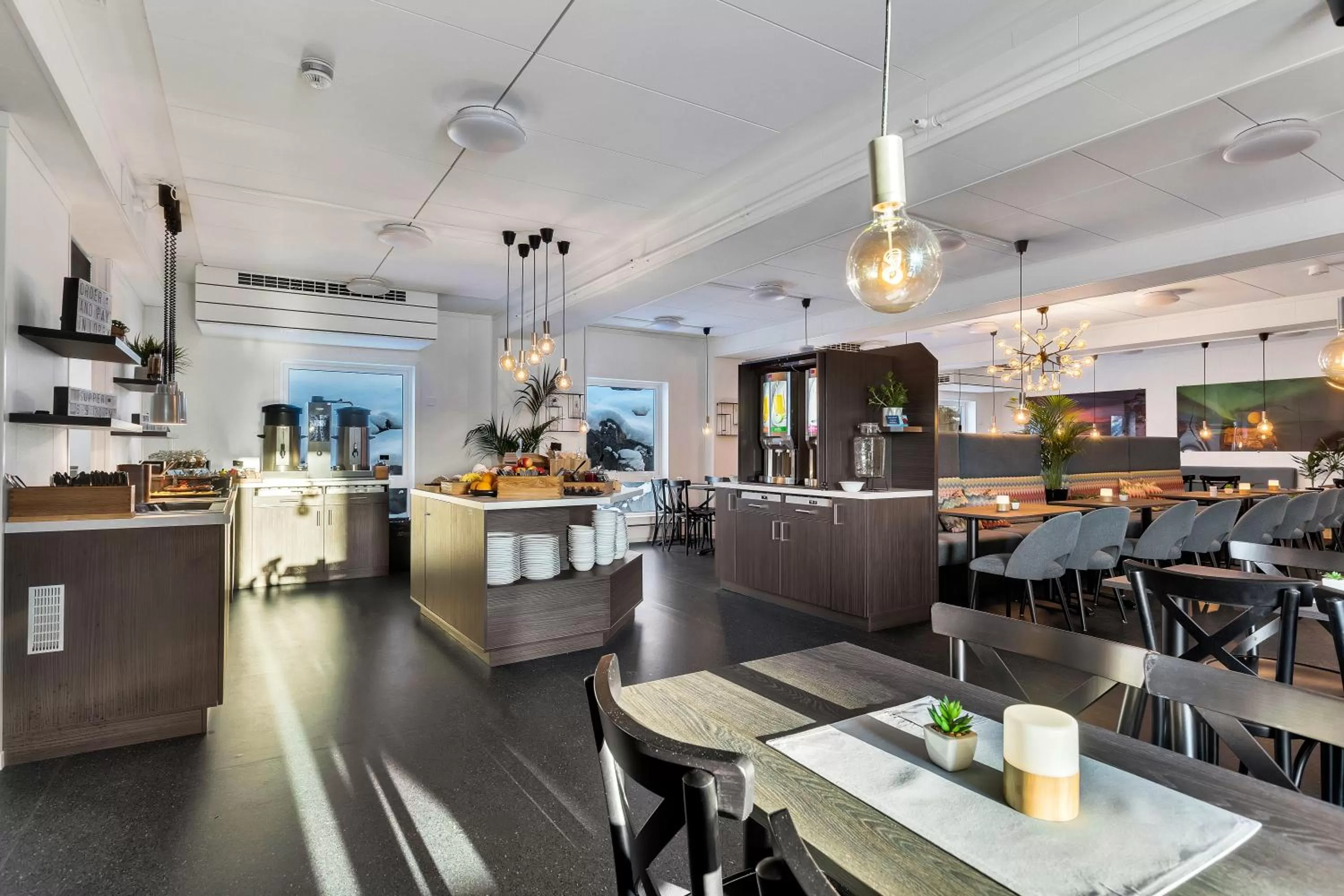 Restaurant/places to eat in Aiden by Best Western Harstad Narvik Airport