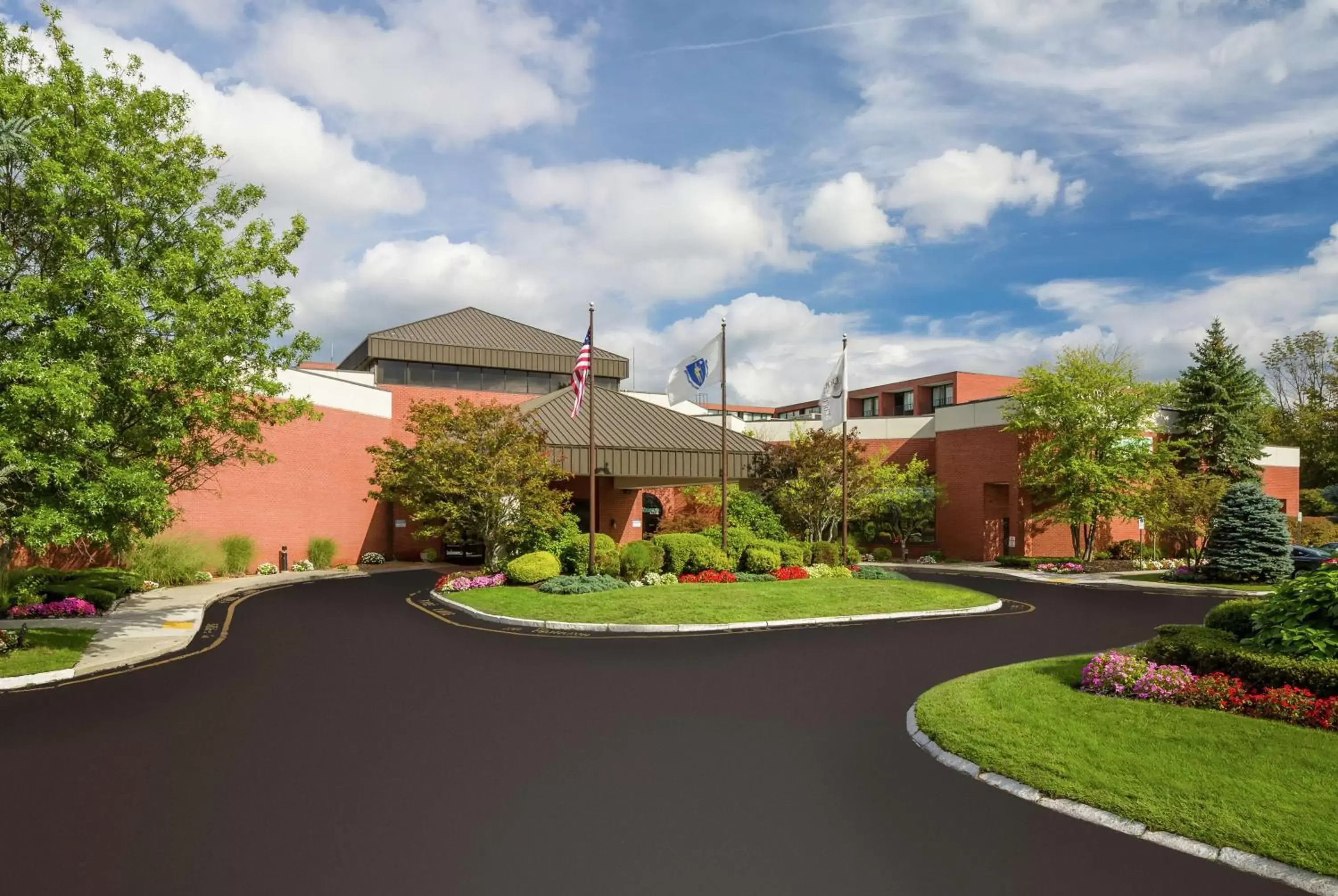 Property Building in DoubleTree by Hilton Boston-Andover