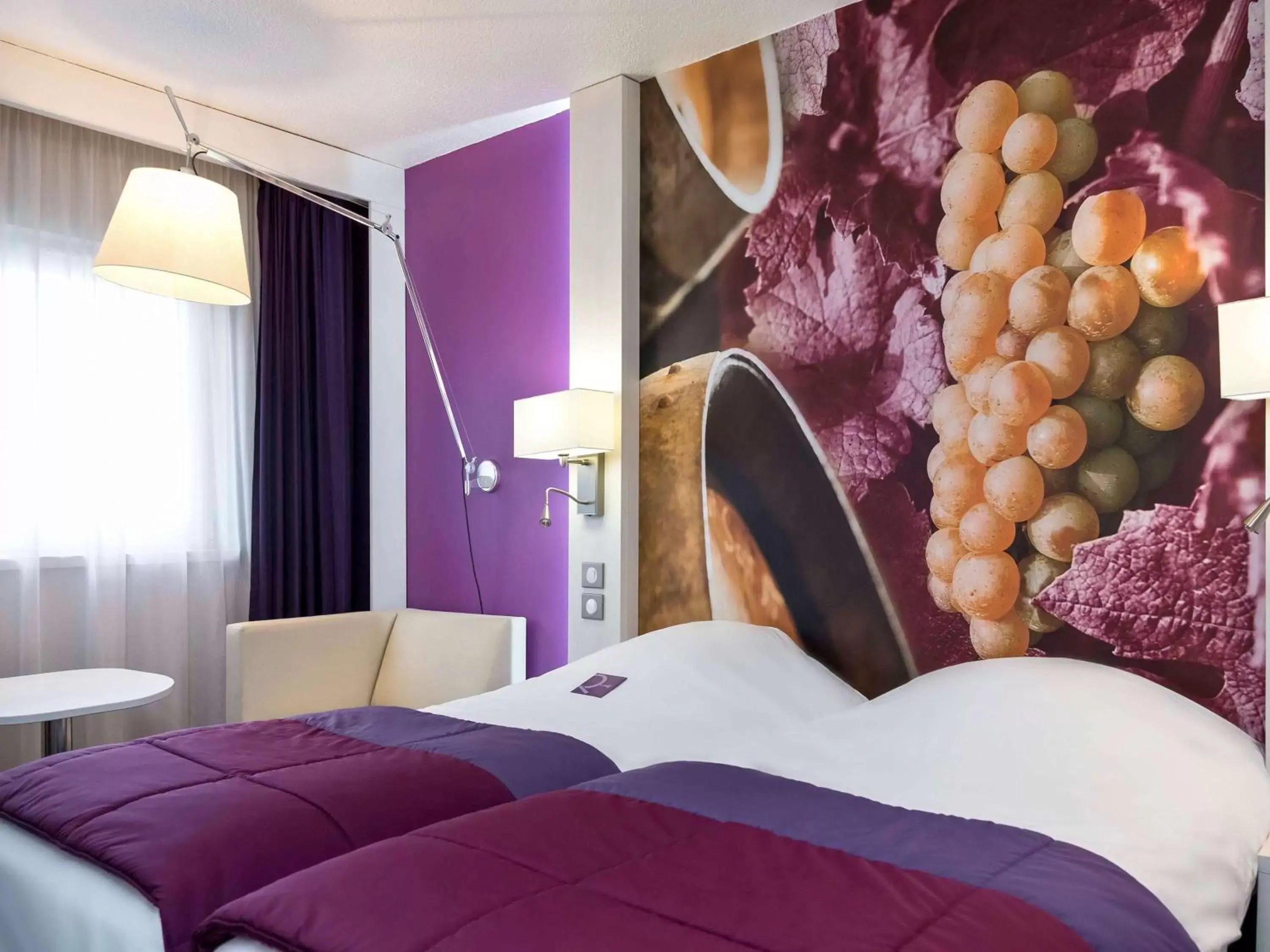Photo of the whole room, Bed in Mercure Strasbourg Aéroport