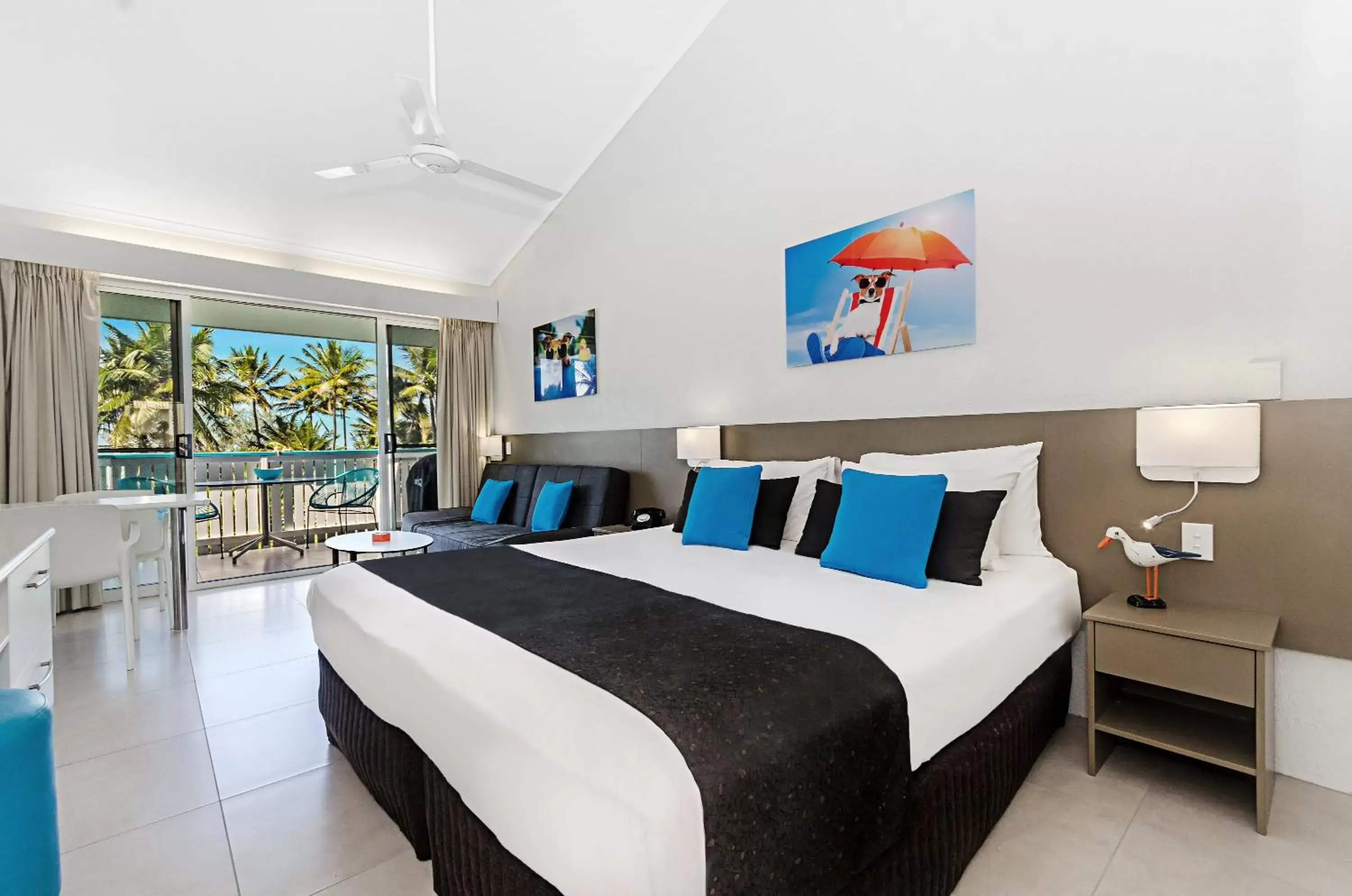 Bed in By The Sea Port Douglas