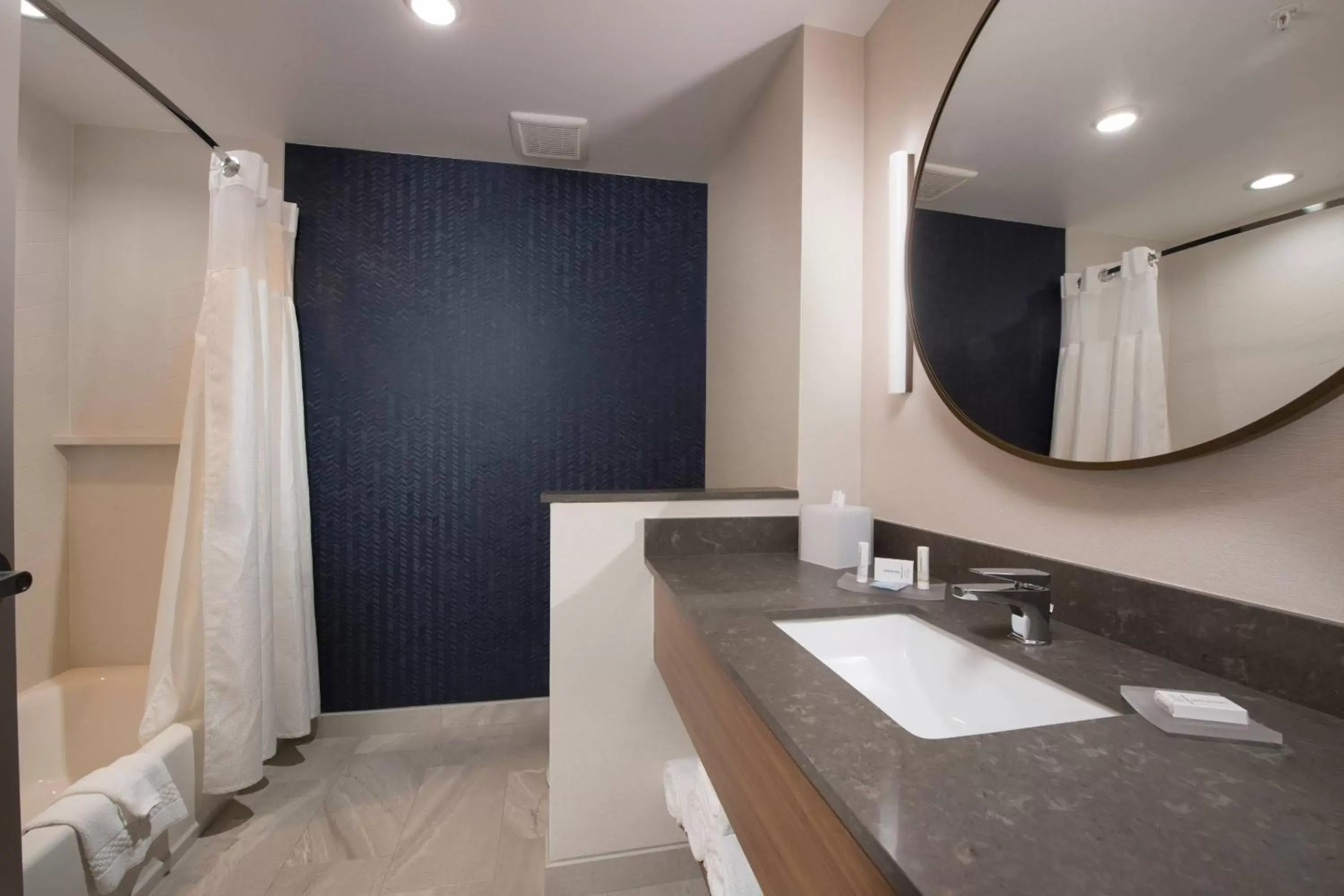 Bathroom in Fairfield Inn & Suites by Marriott Oklahoma City El Reno