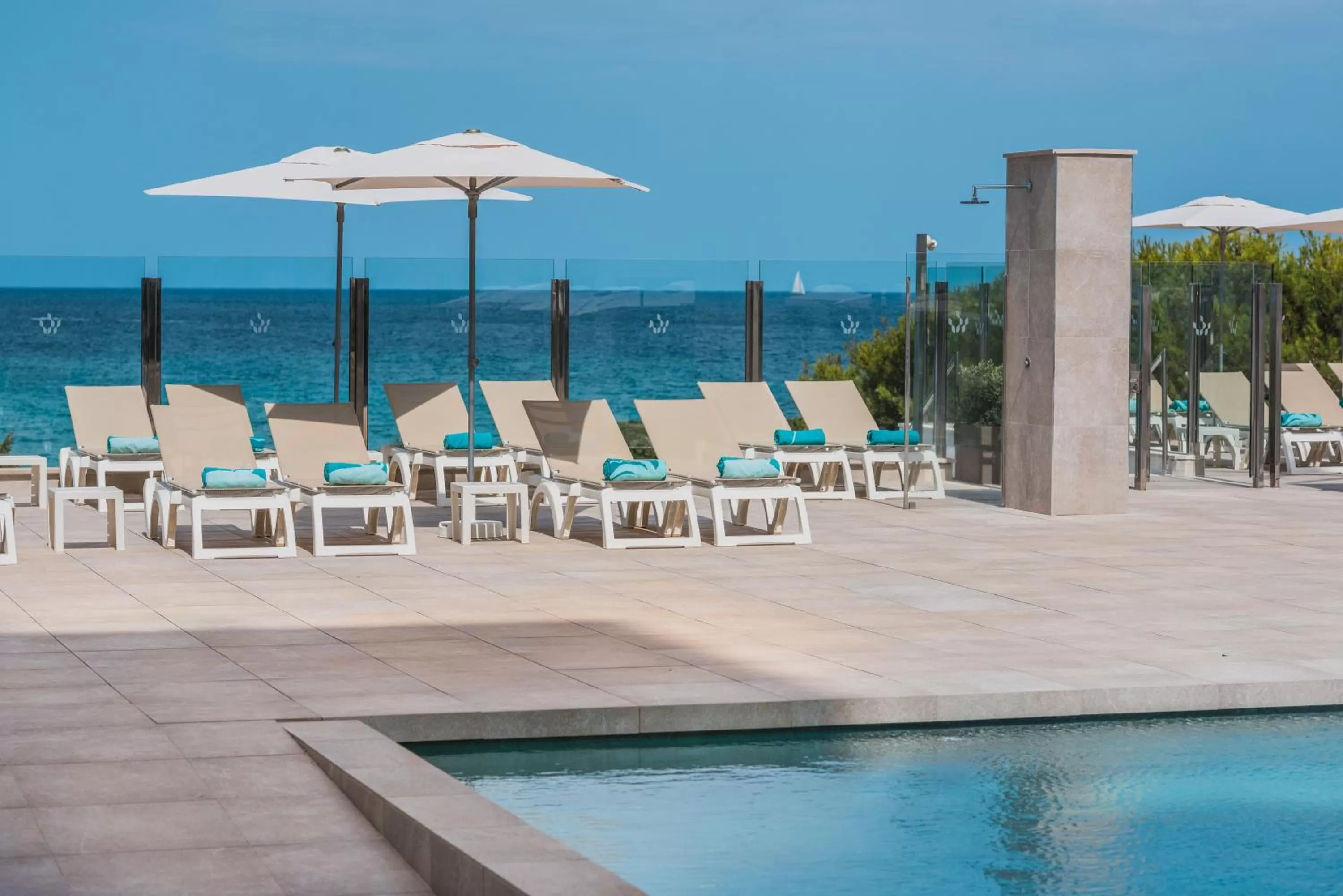 Swimming pool in Iberostar Waves Cala Millor - Adults Only