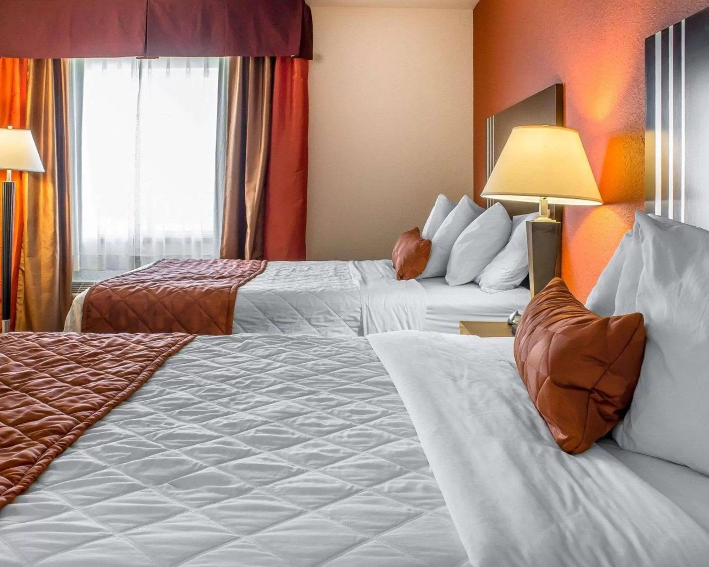 Photo of the whole room in Rodeway Inn & Suites near Okoboji Lake