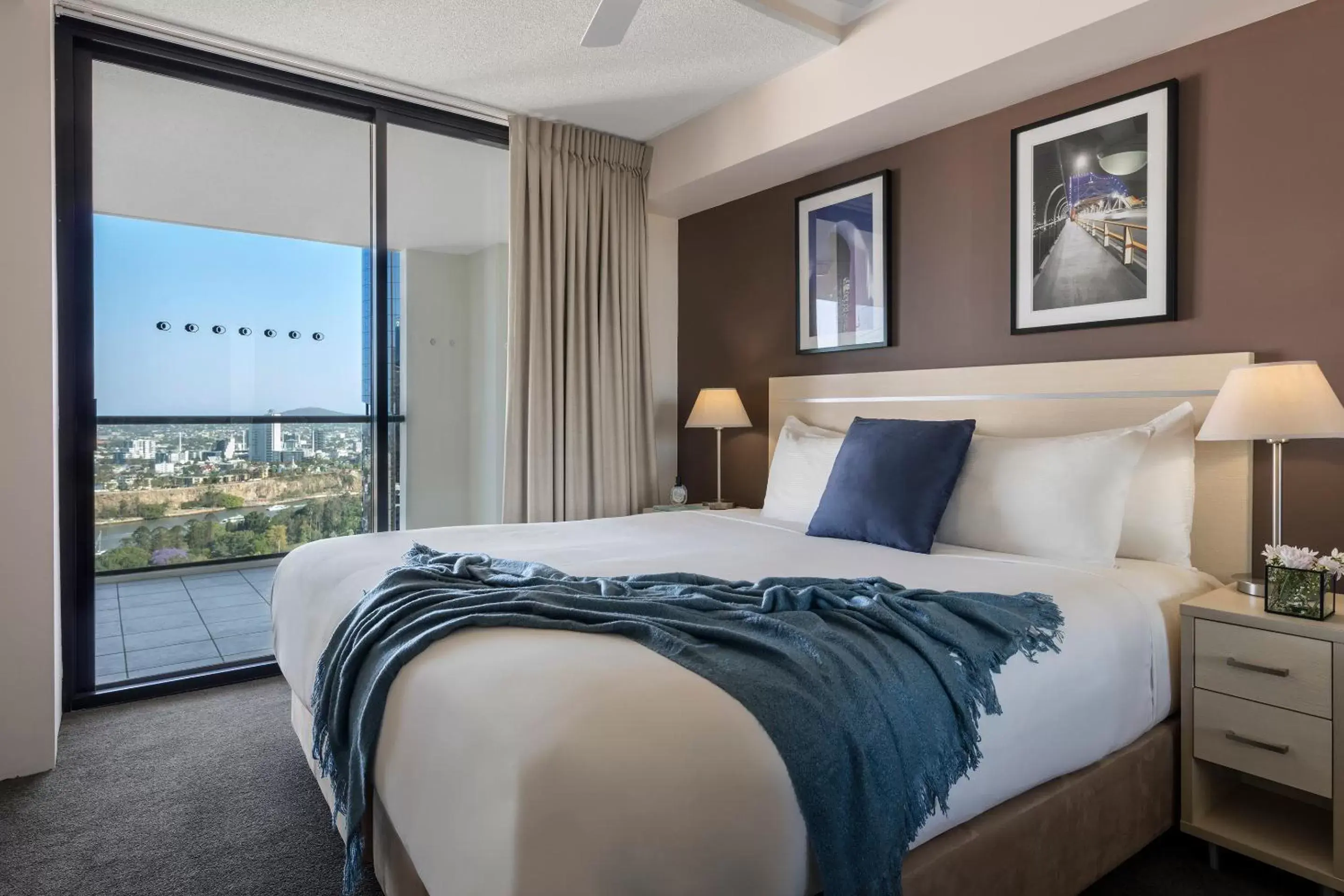 Bed in iStay River City Brisbane