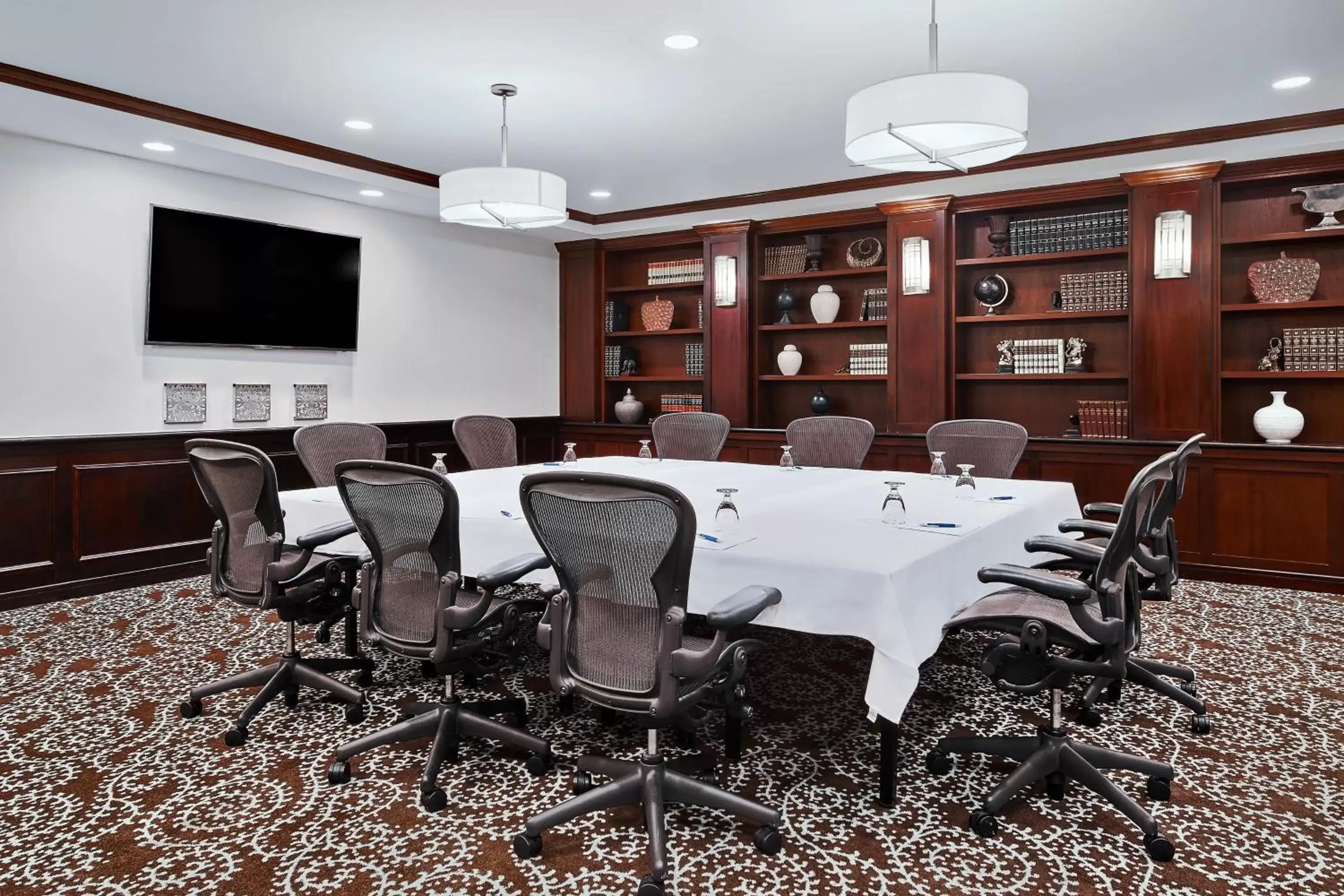 Meeting/conference room in Four Points by Sheraton Richmond Airport