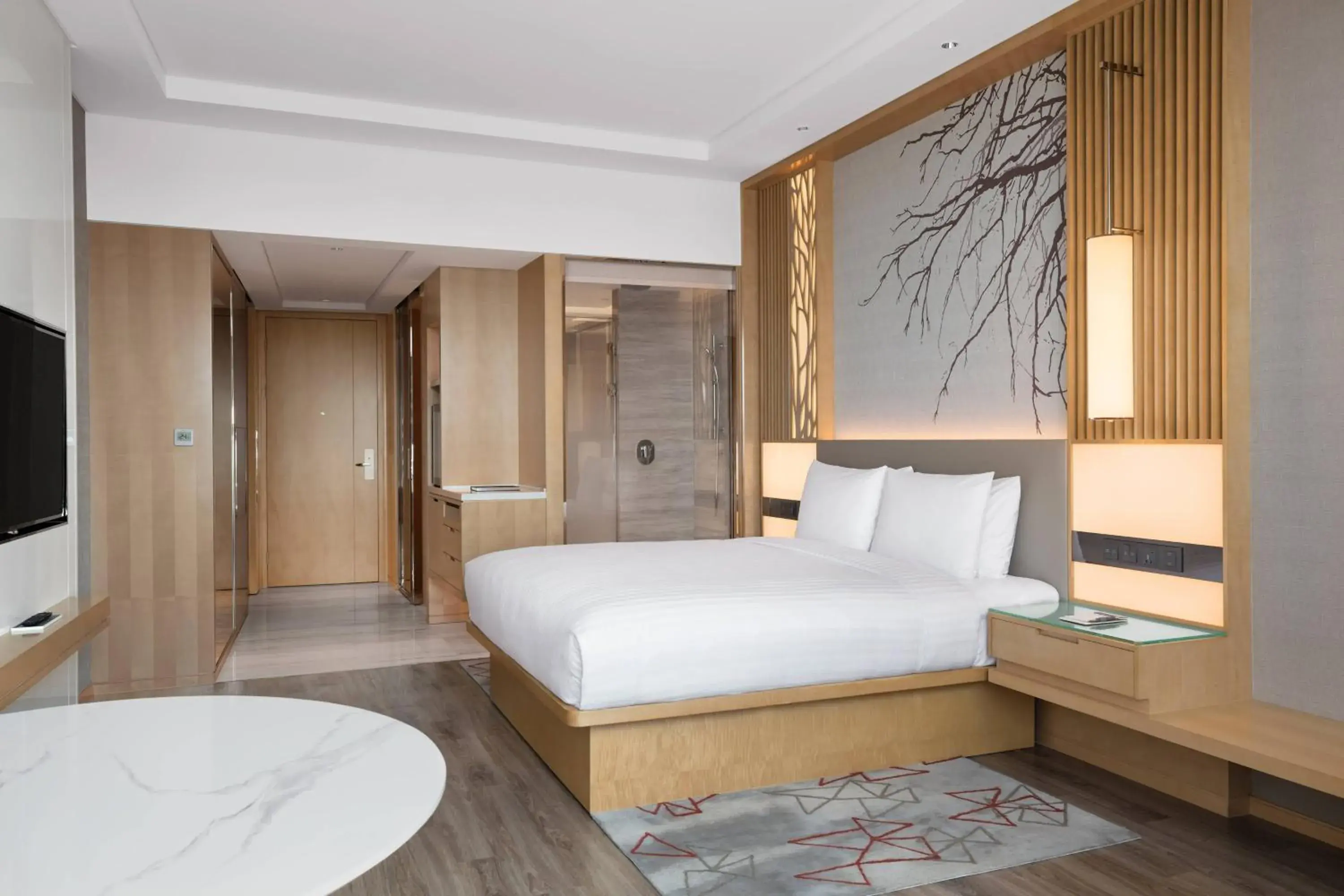 Photo of the whole room, Bed in Courtyard by Marriott Shanghai Songjiang