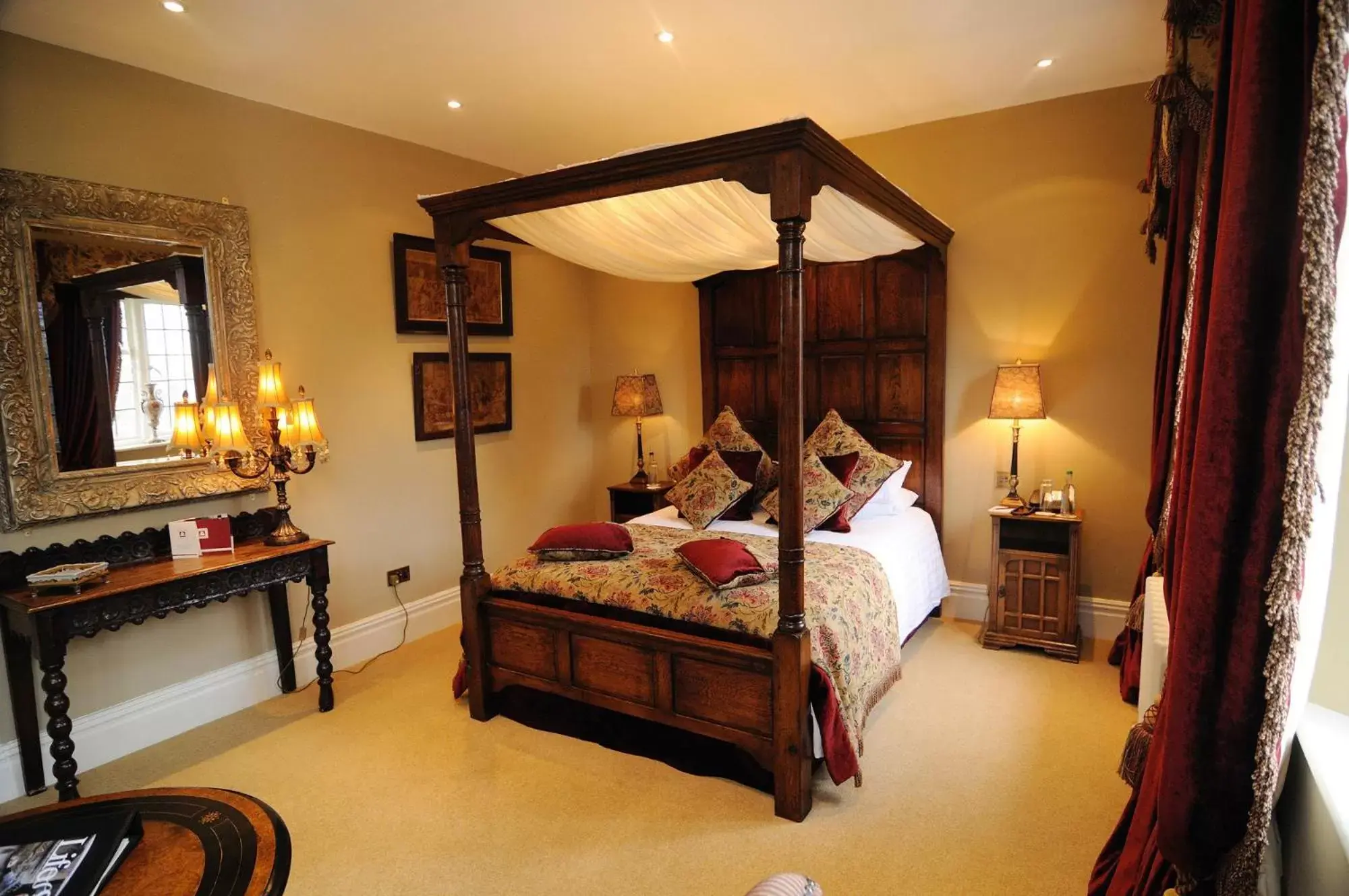 Photo of the whole room, Bed in Ye Olde Bell Hotel & Spa