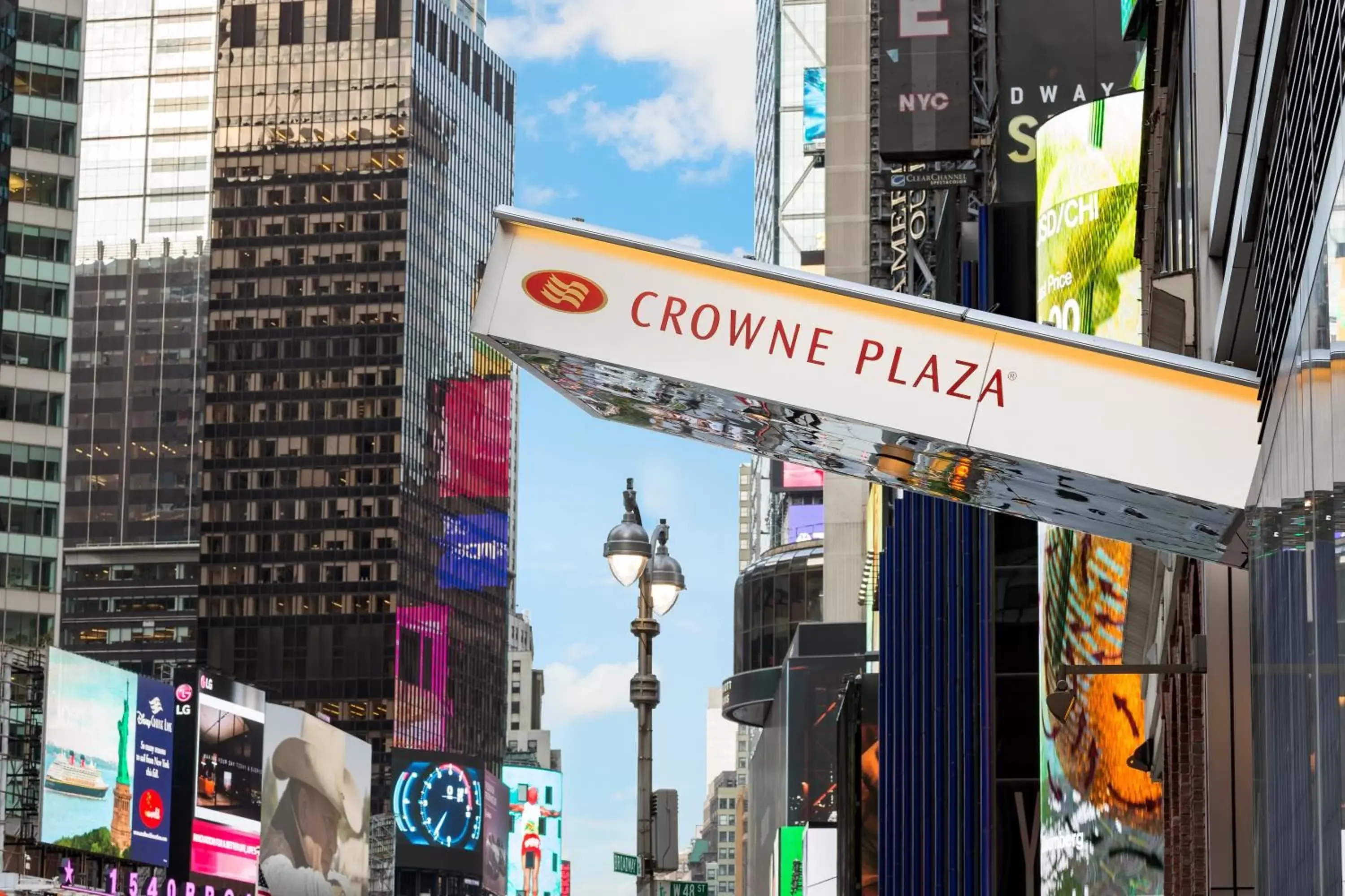 Property building, Facade/Entrance in Crowne Plaza Times Square Manhattan, an IHG Hotel