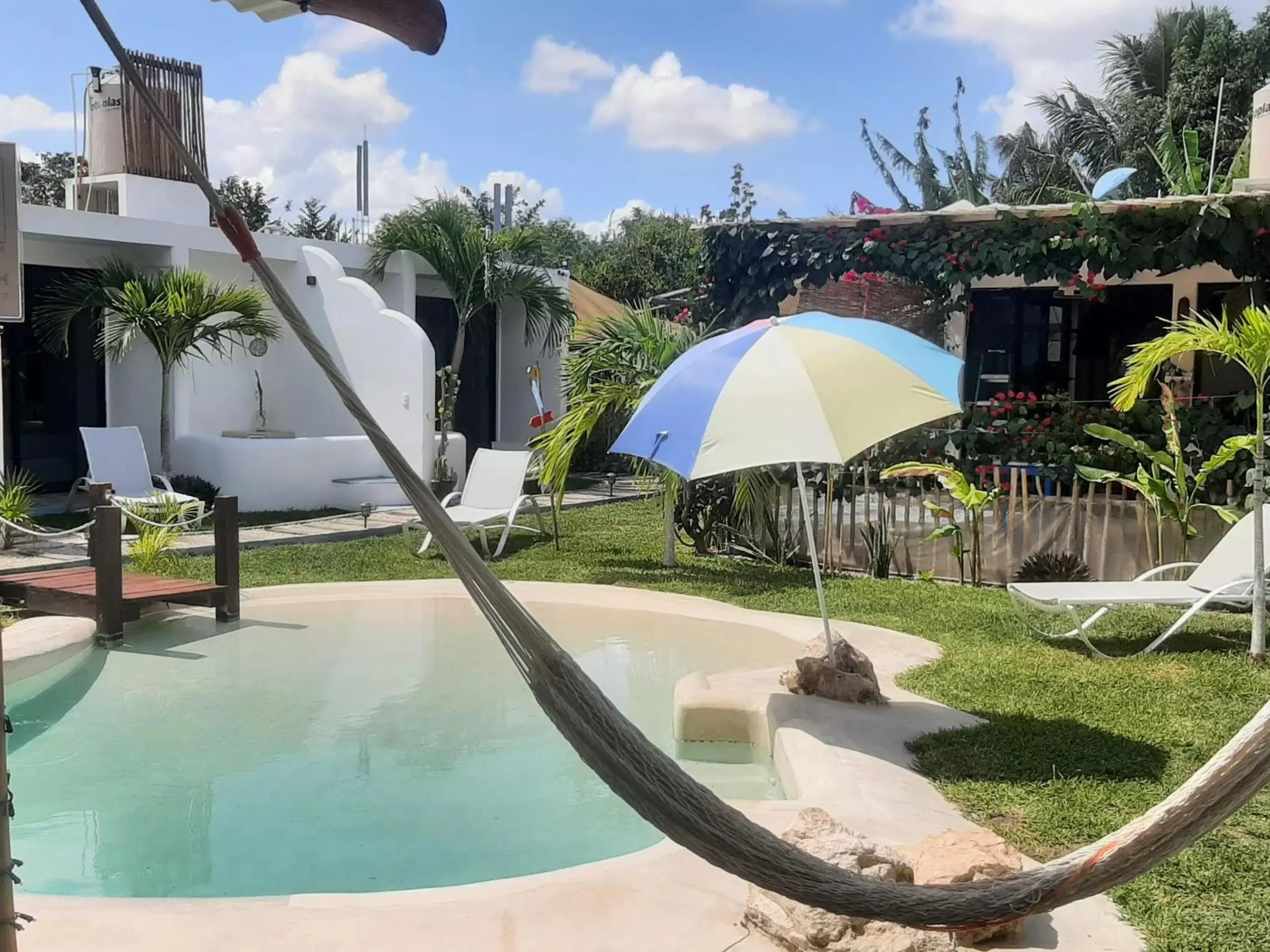 Garden, Swimming Pool in teki-sha home&suites