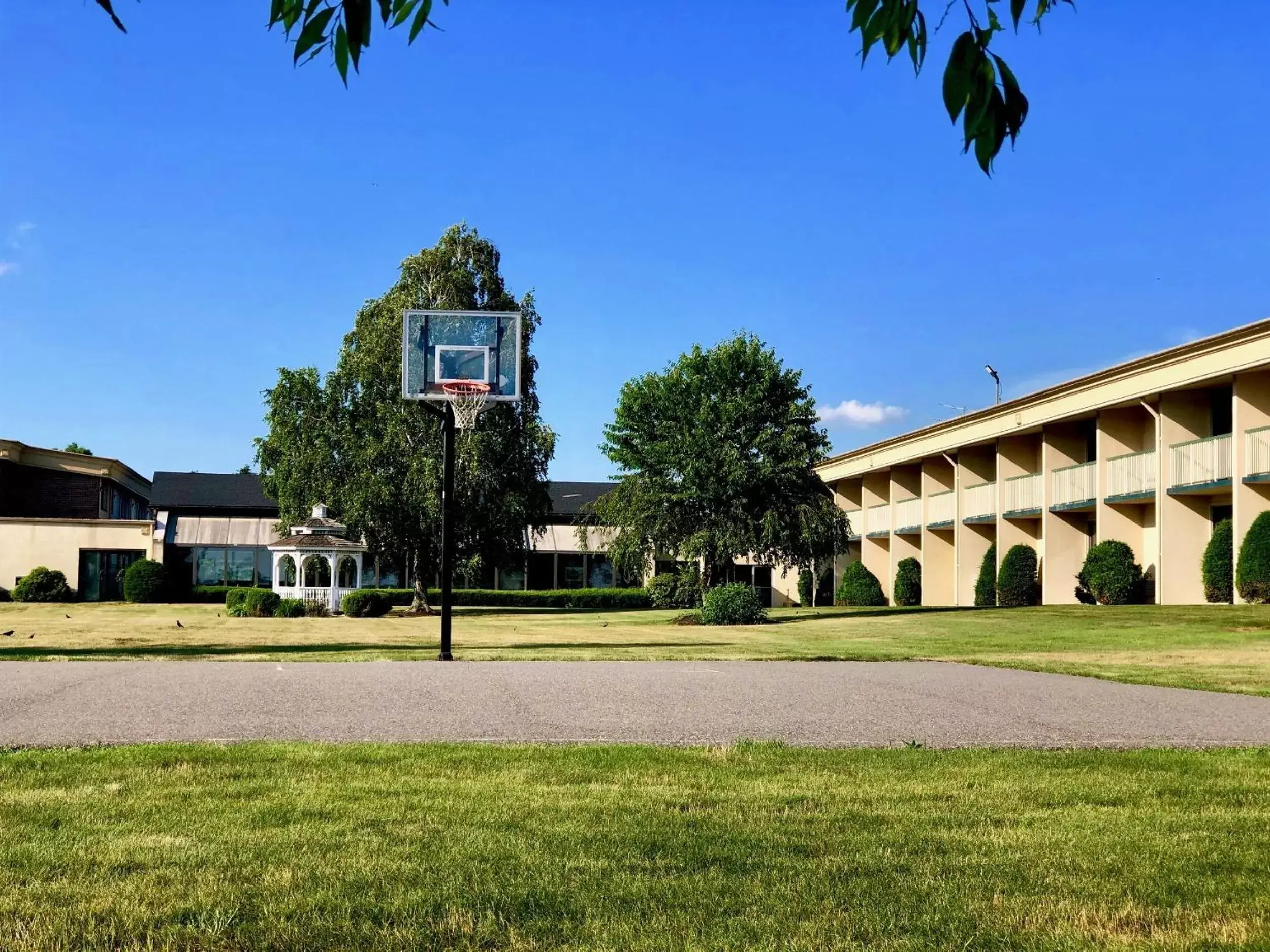 Sports, Property Building in Riverview Inn & Suites