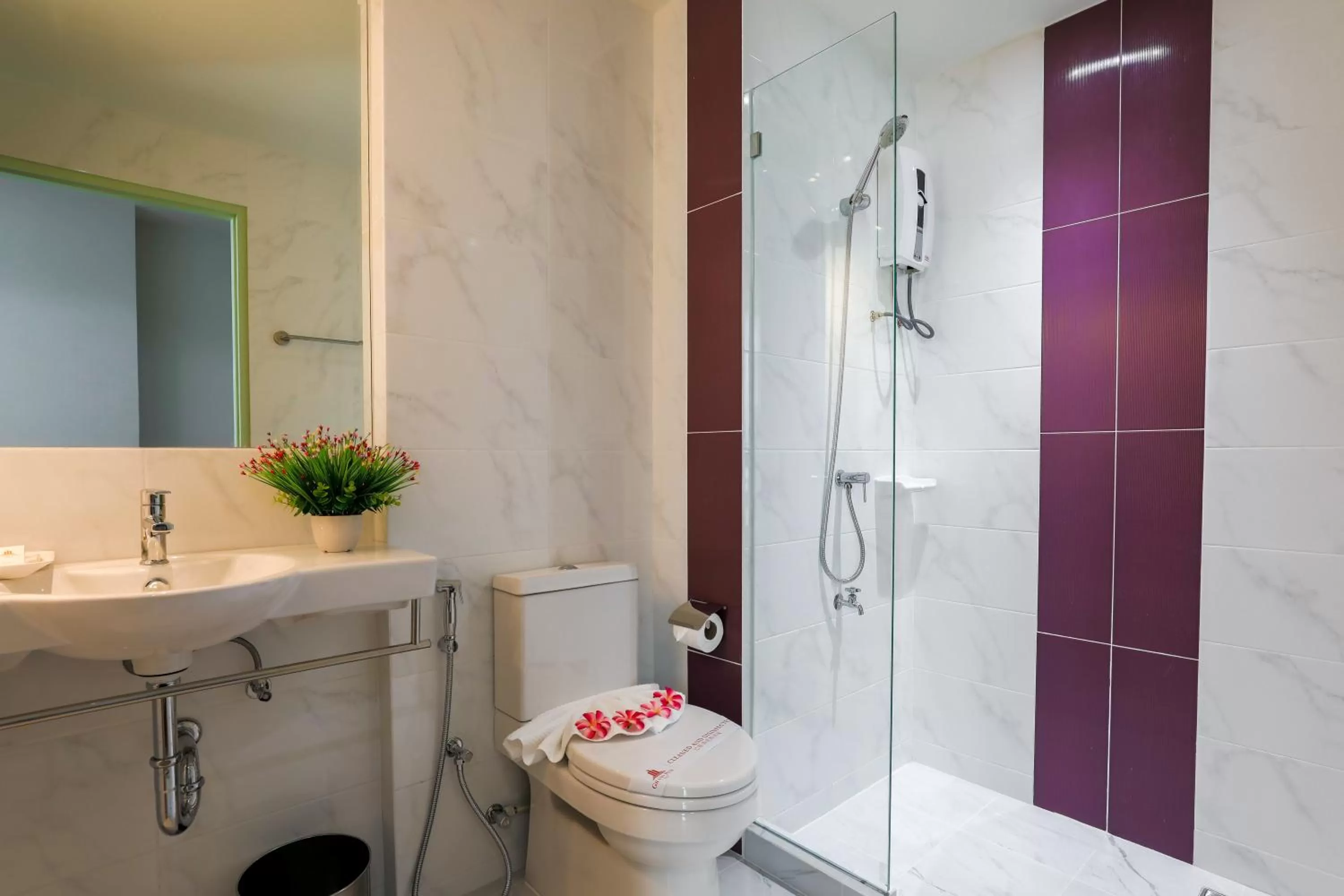 Bathroom in Grand Pink Hotel Hatyai